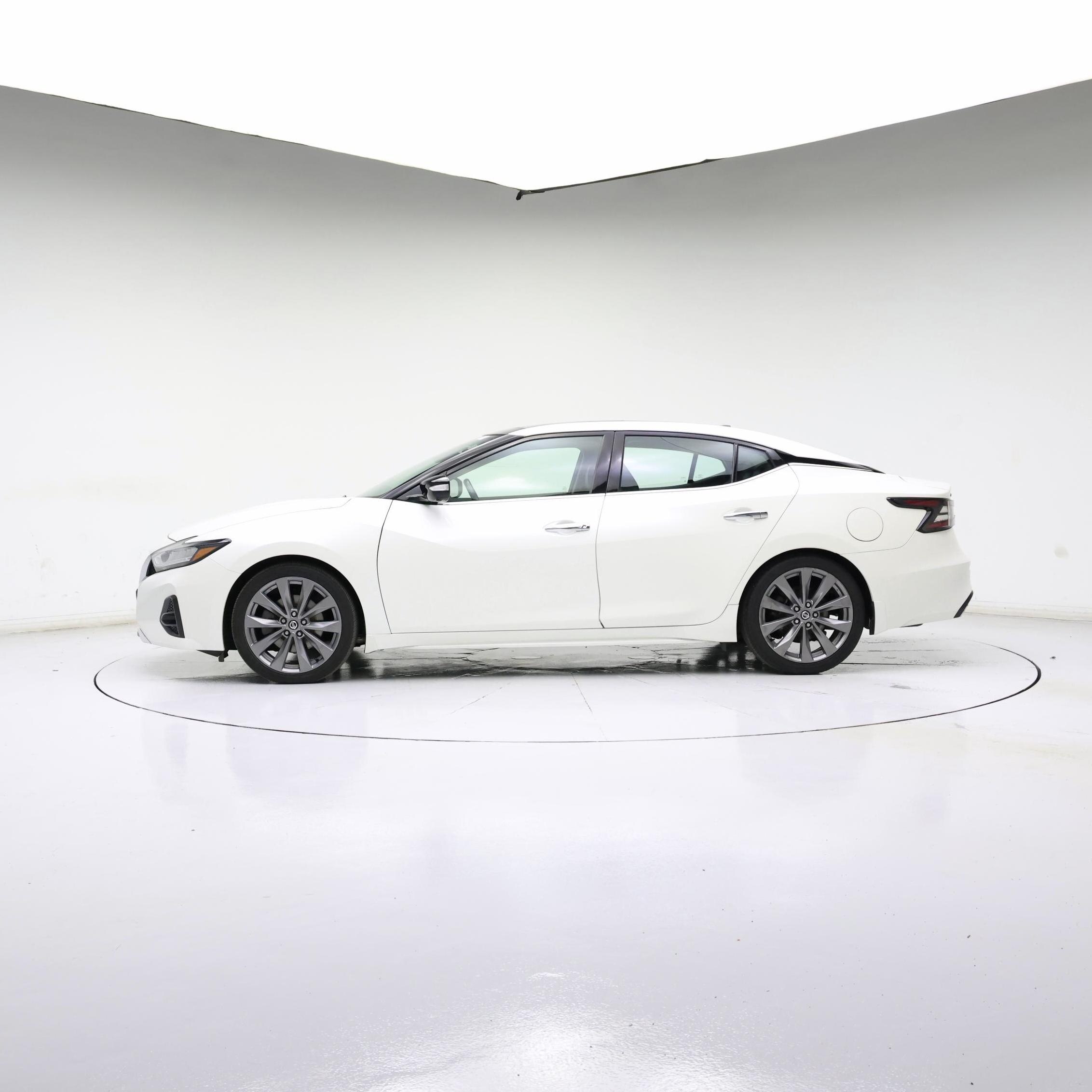 Thumbnail: 2020 Nissan Maxima - 3