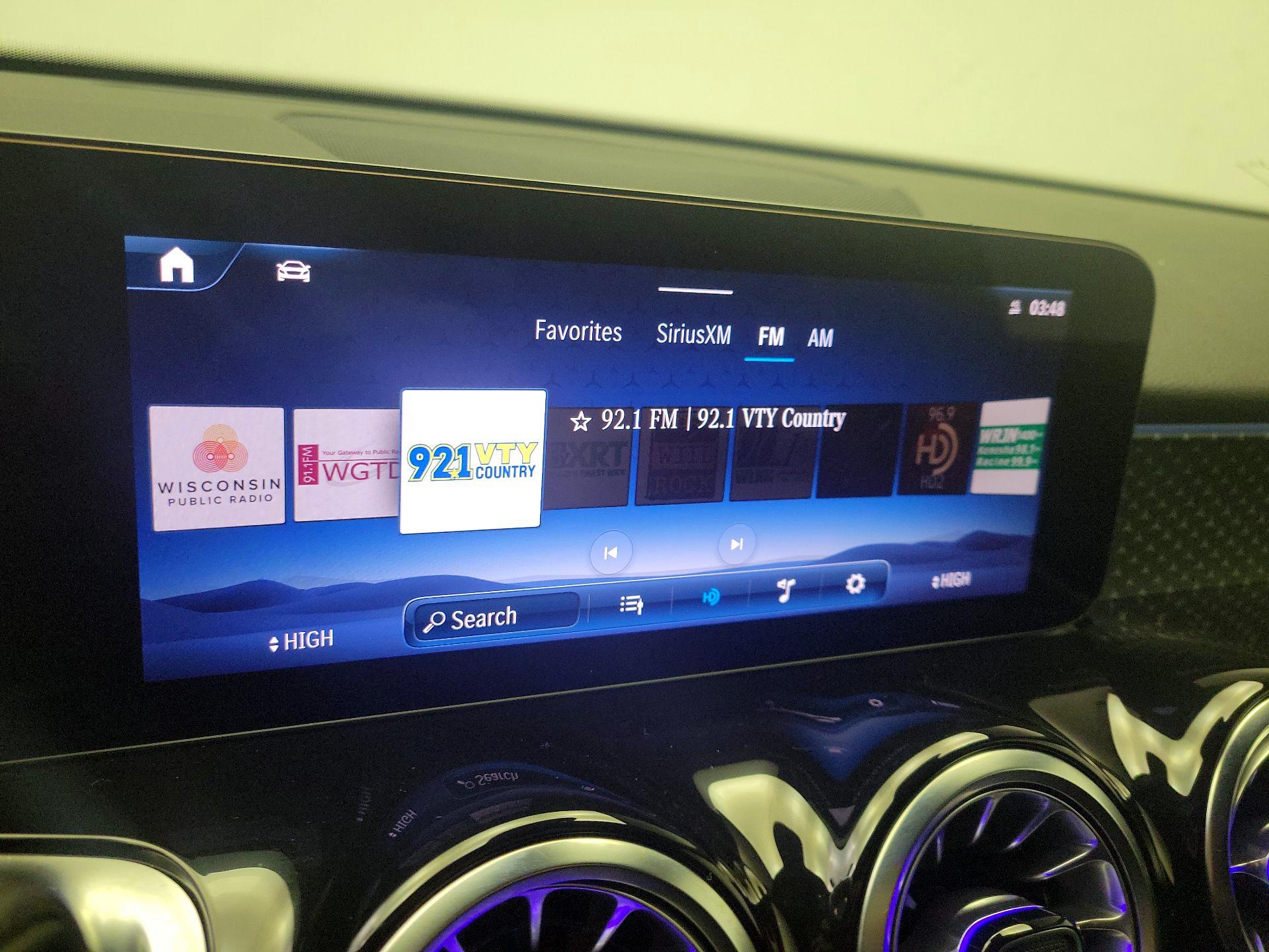 Thumbnail: 2025 Mercedes-Benz GLB - 14