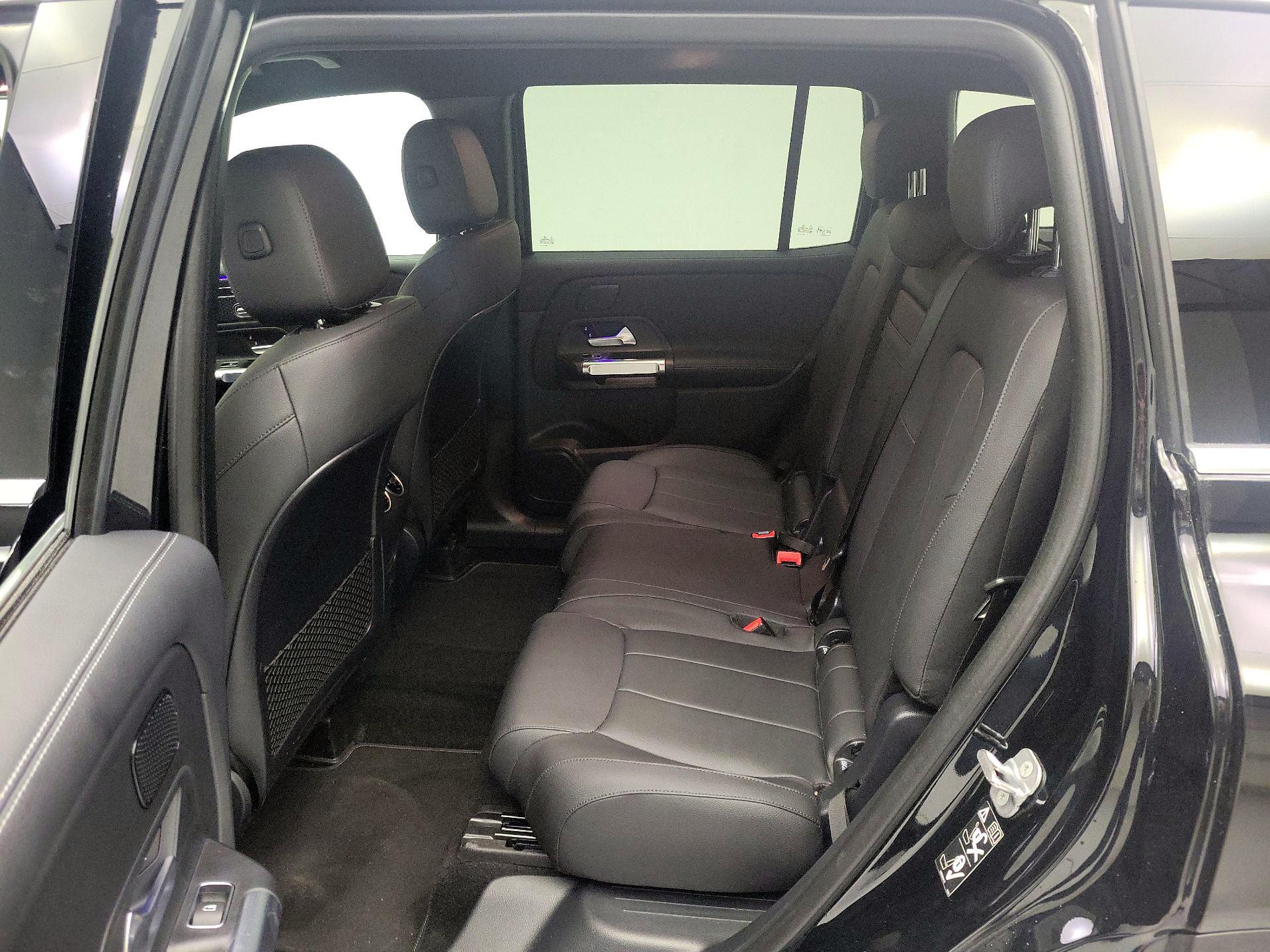 Thumbnail: 2025 Mercedes-Benz GLB - 18