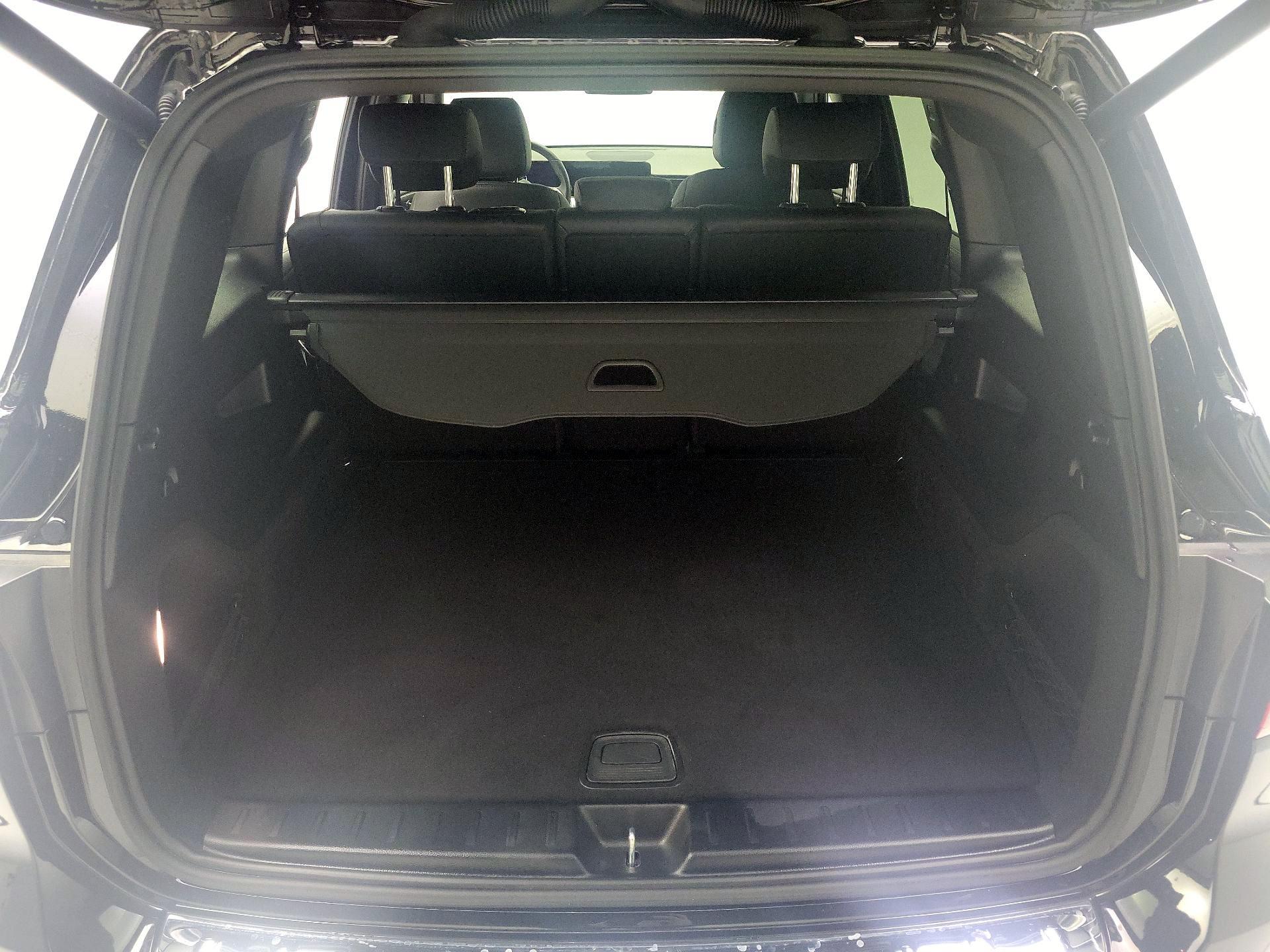 Thumbnail: 2025 Mercedes-Benz GLB - 19