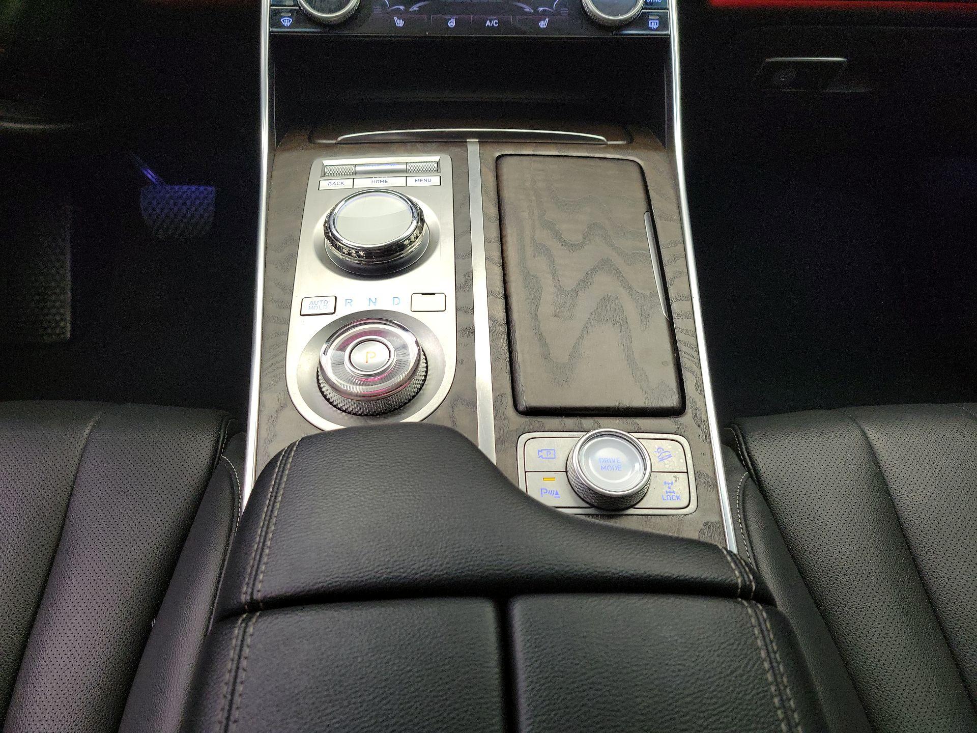 Thumbnail: 2024 Genesis GV80 - 17