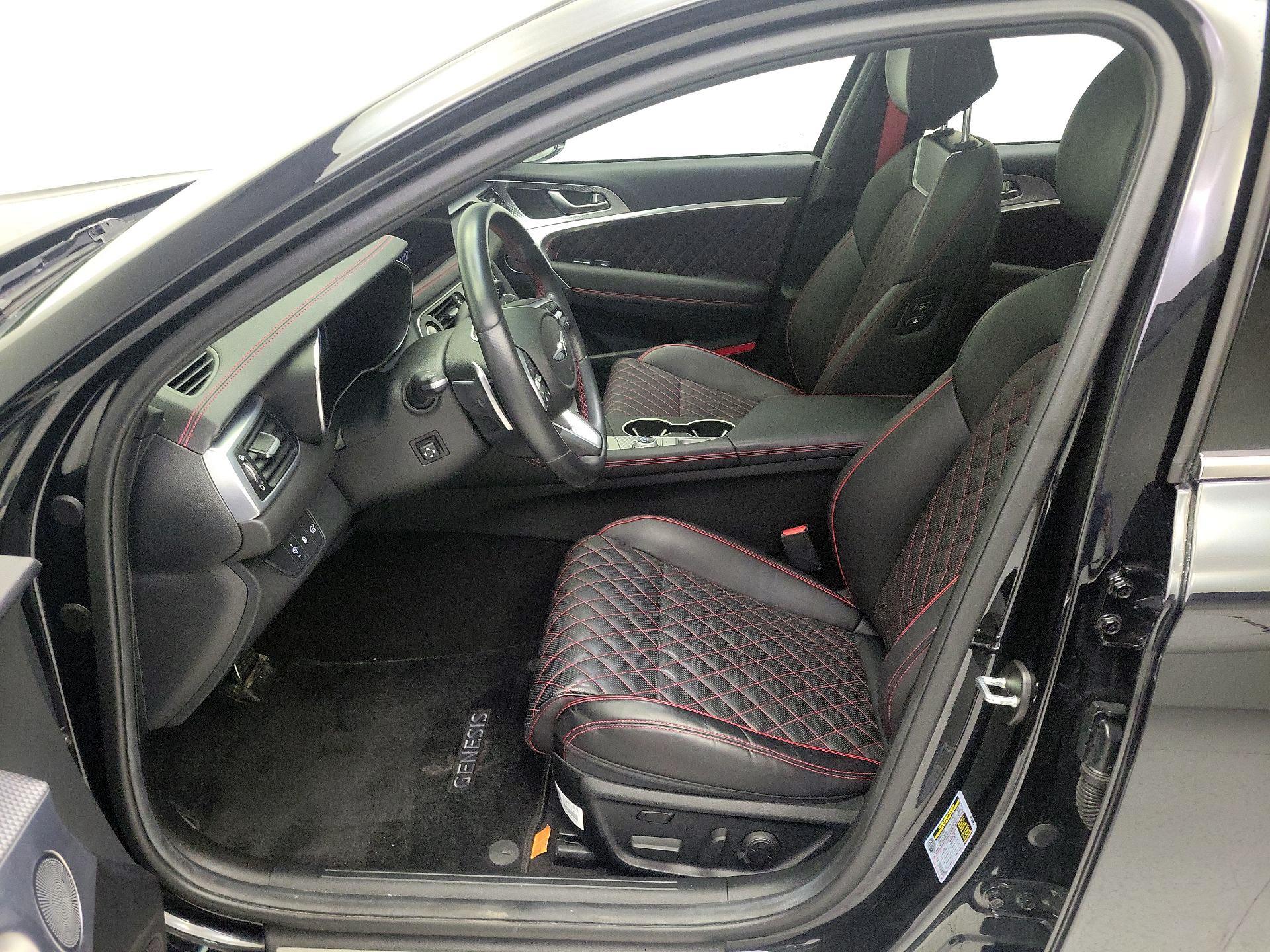 Thumbnail: 2023 Genesis G70 - 11