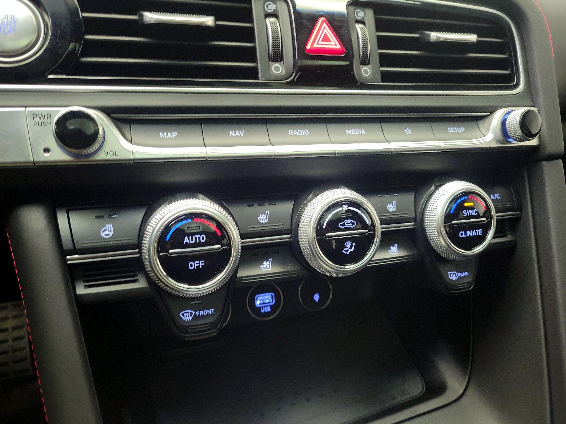 Thumbnail: 2023 Genesis G70 - 17