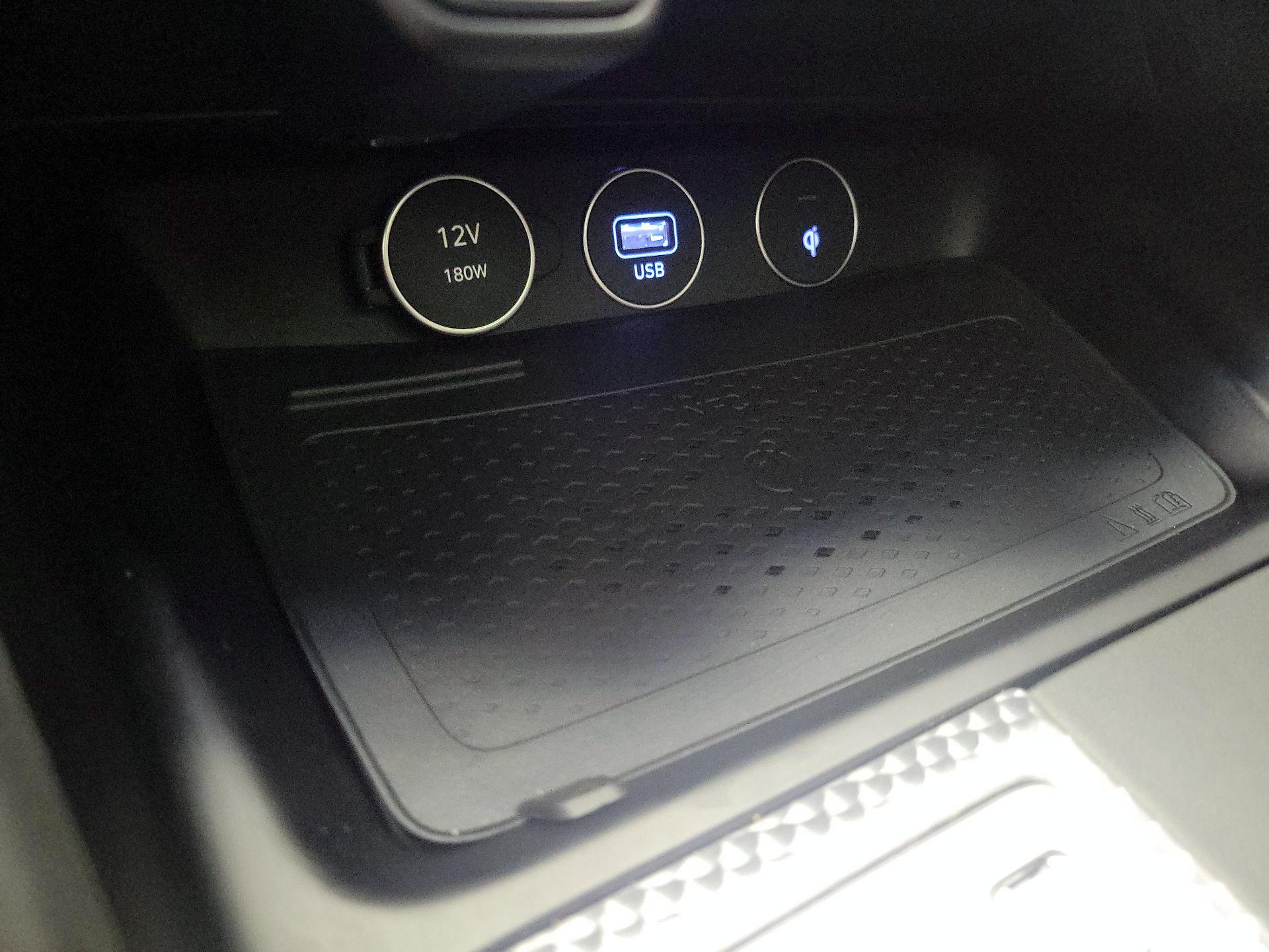 Thumbnail: 2023 Genesis G70 - 19