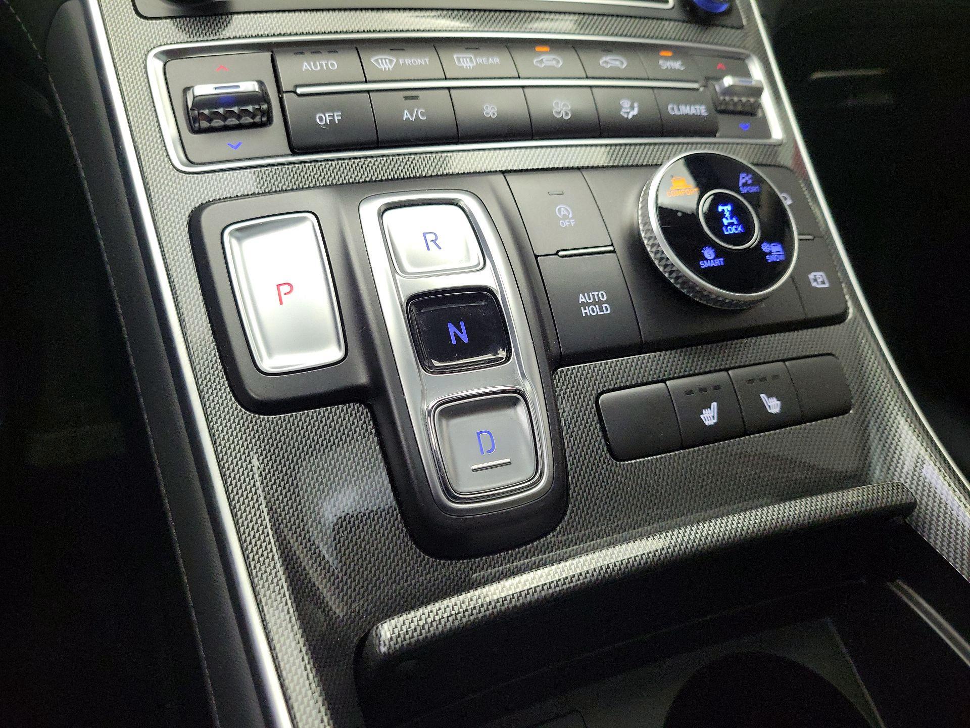 Thumbnail: 2023 Hyundai Santa Fe - 18