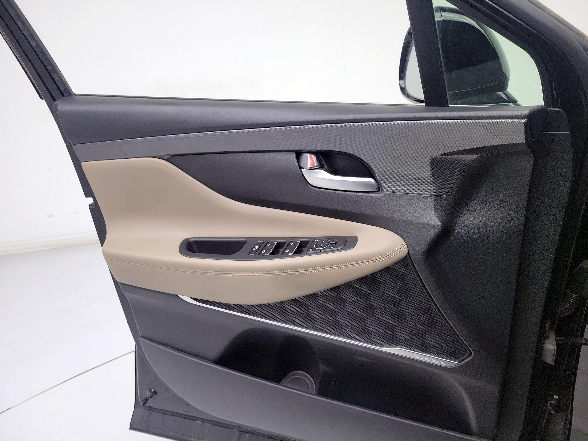 Thumbnail: 2022 Hyundai Santa Fe - 12