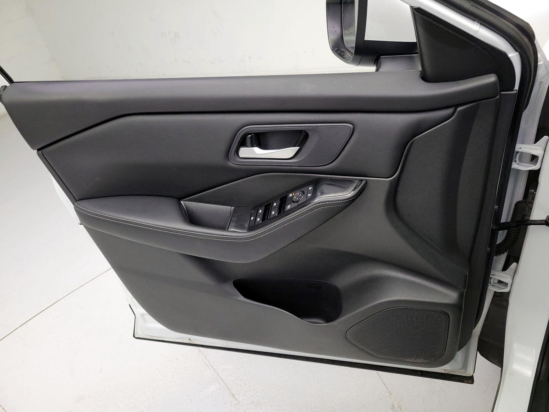 Thumbnail: 2024 Nissan Rogue - 12