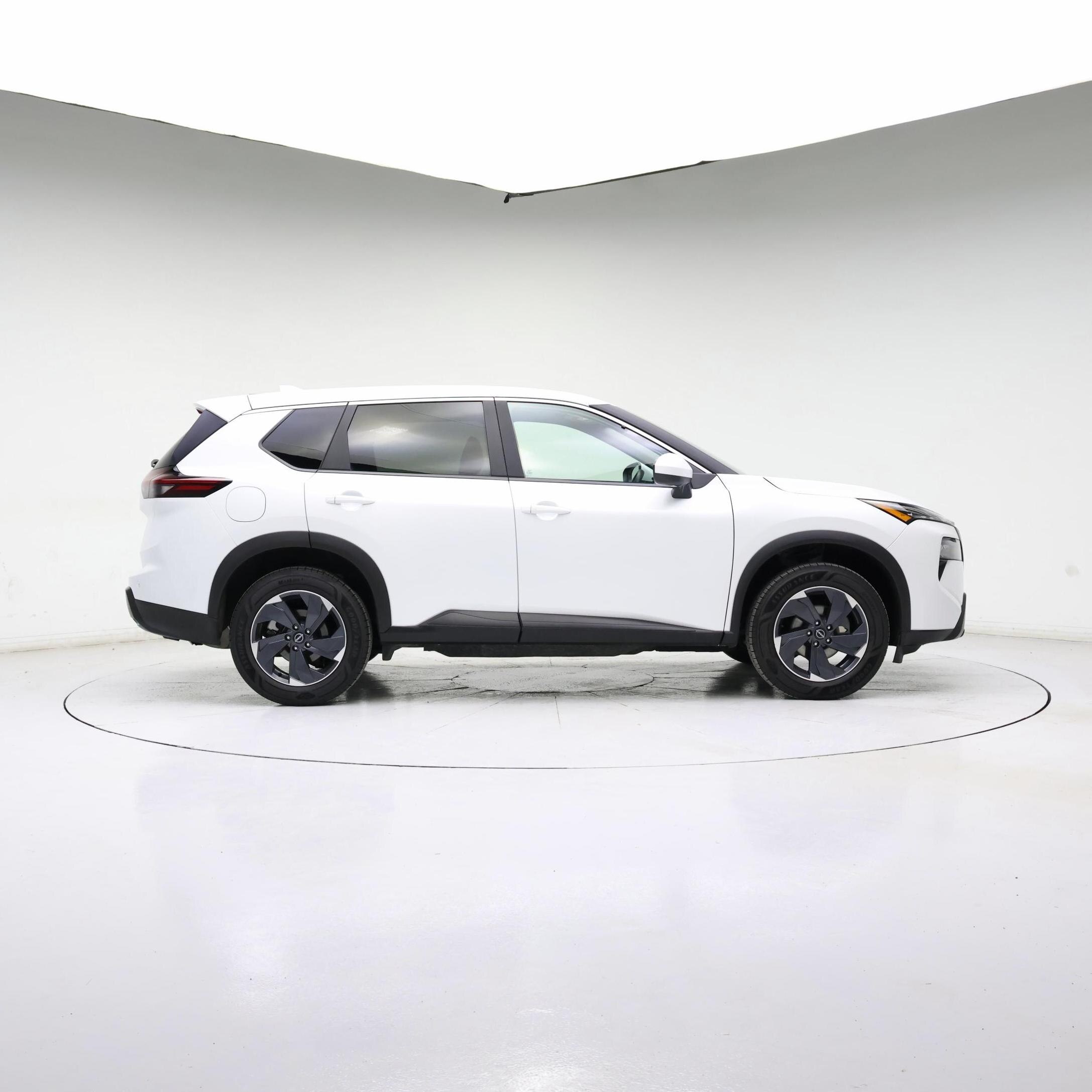 Thumbnail: 2024 Nissan Rogue - 3