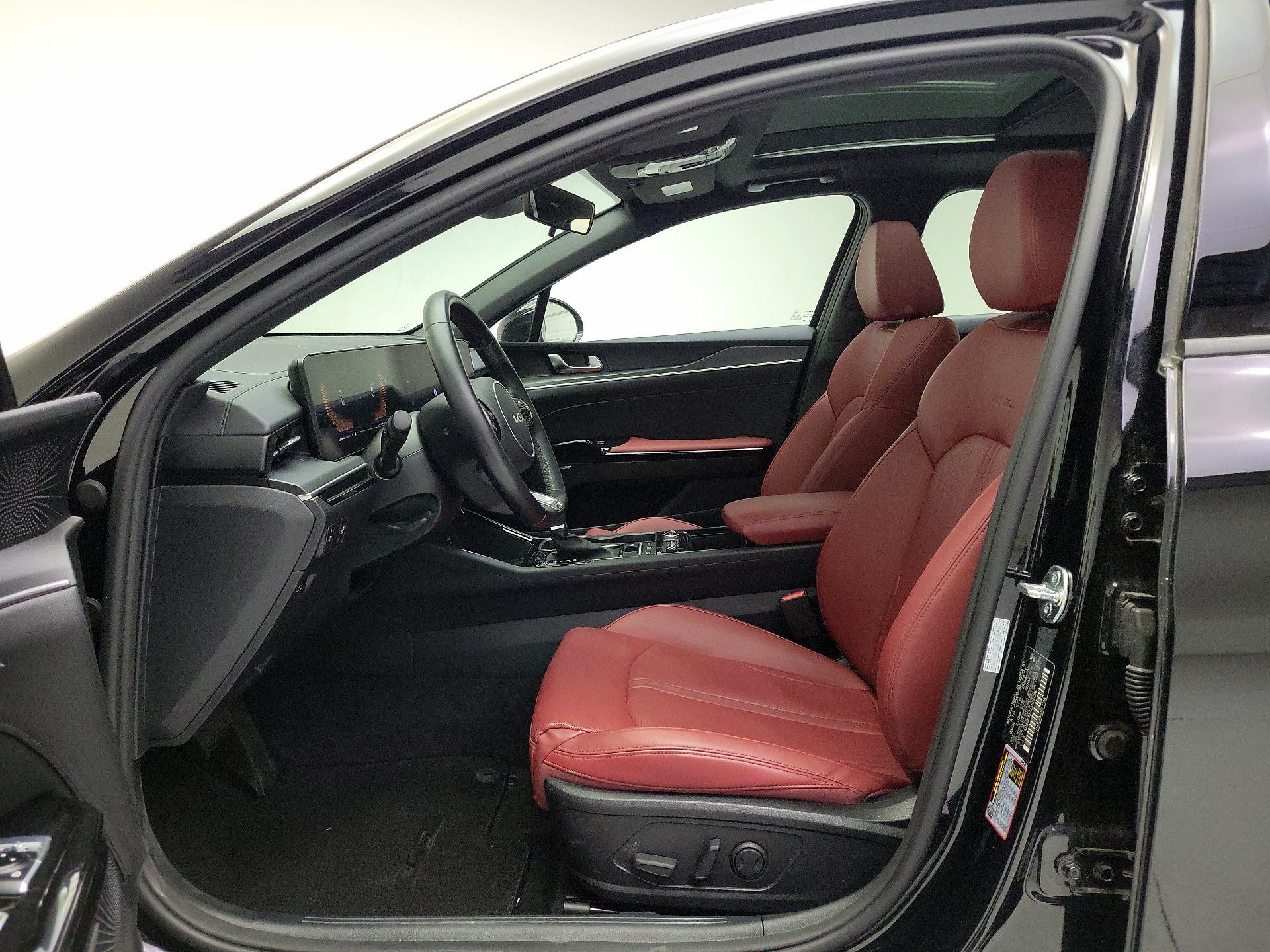 Thumbnail: 2025 Kia K5 - 11