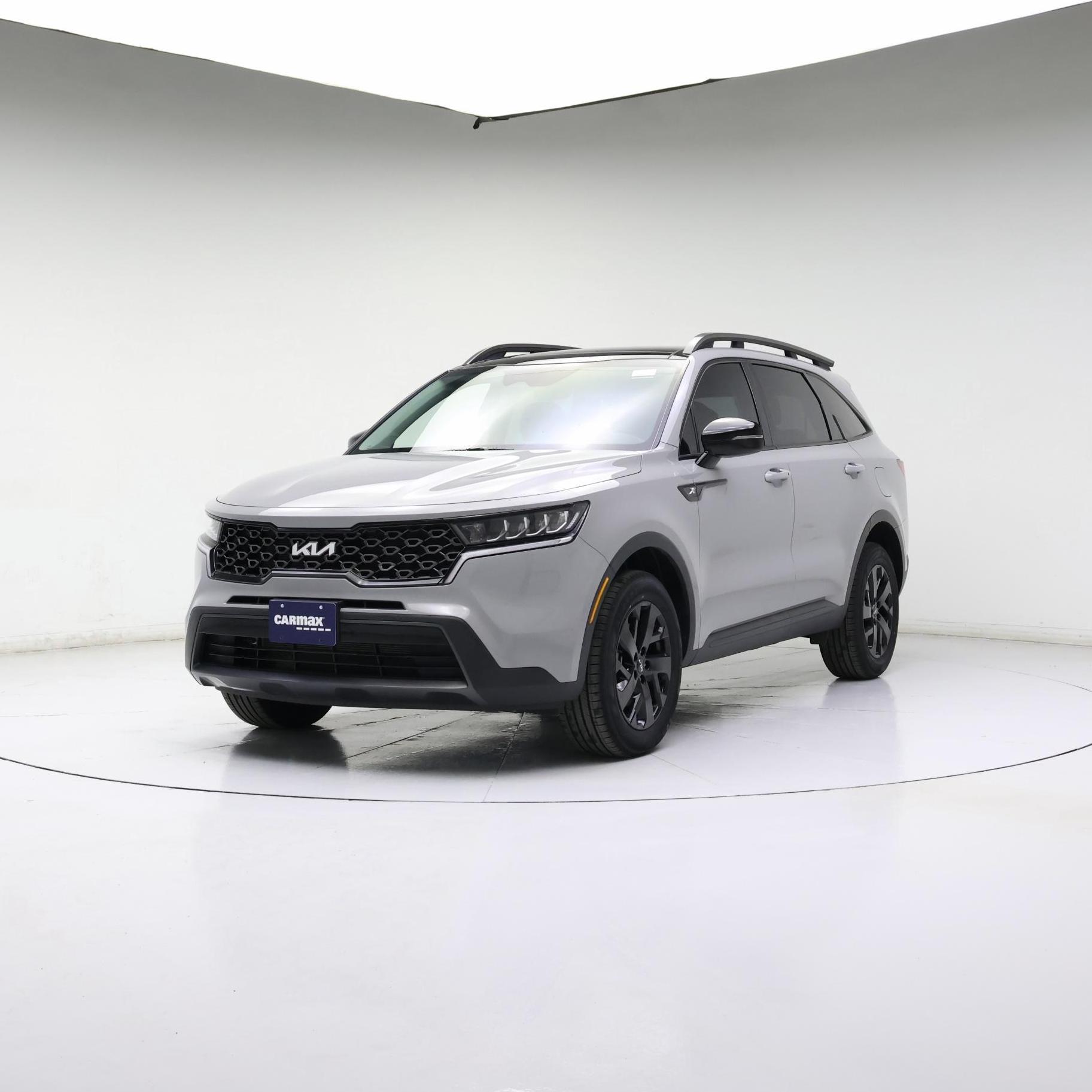 Thumbnail: 2023 Kia Sorento - 4