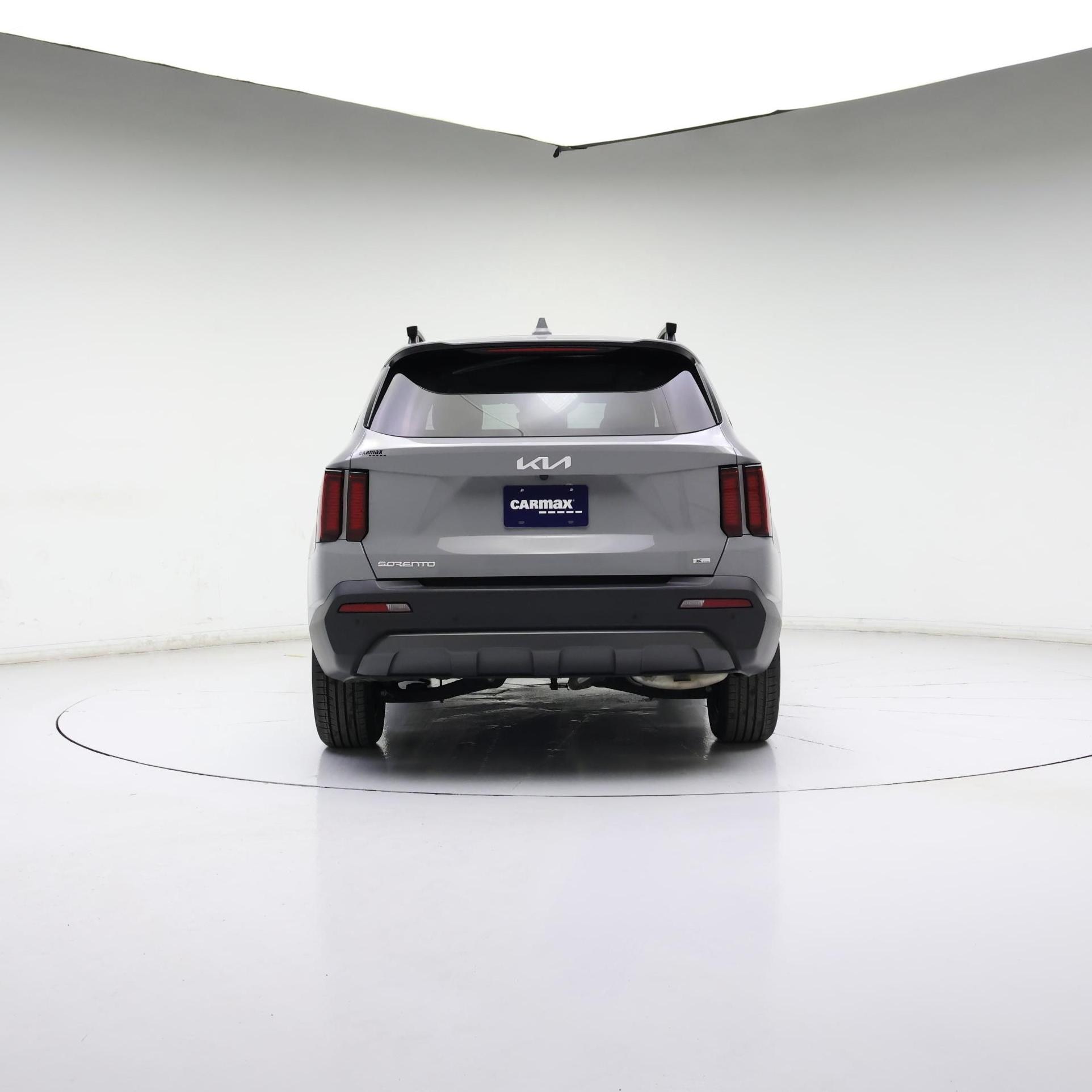 Thumbnail: 2023 Kia Sorento - 6