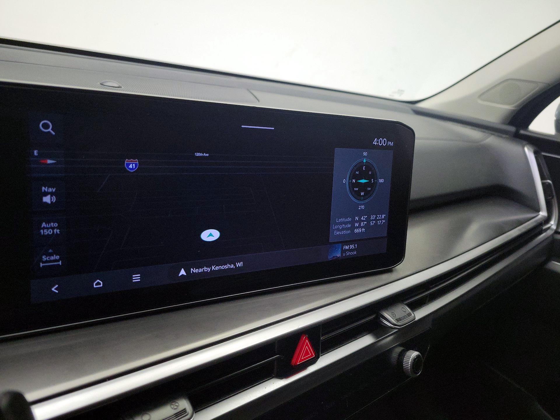 Thumbnail: 2024 Kia Sorento - 14