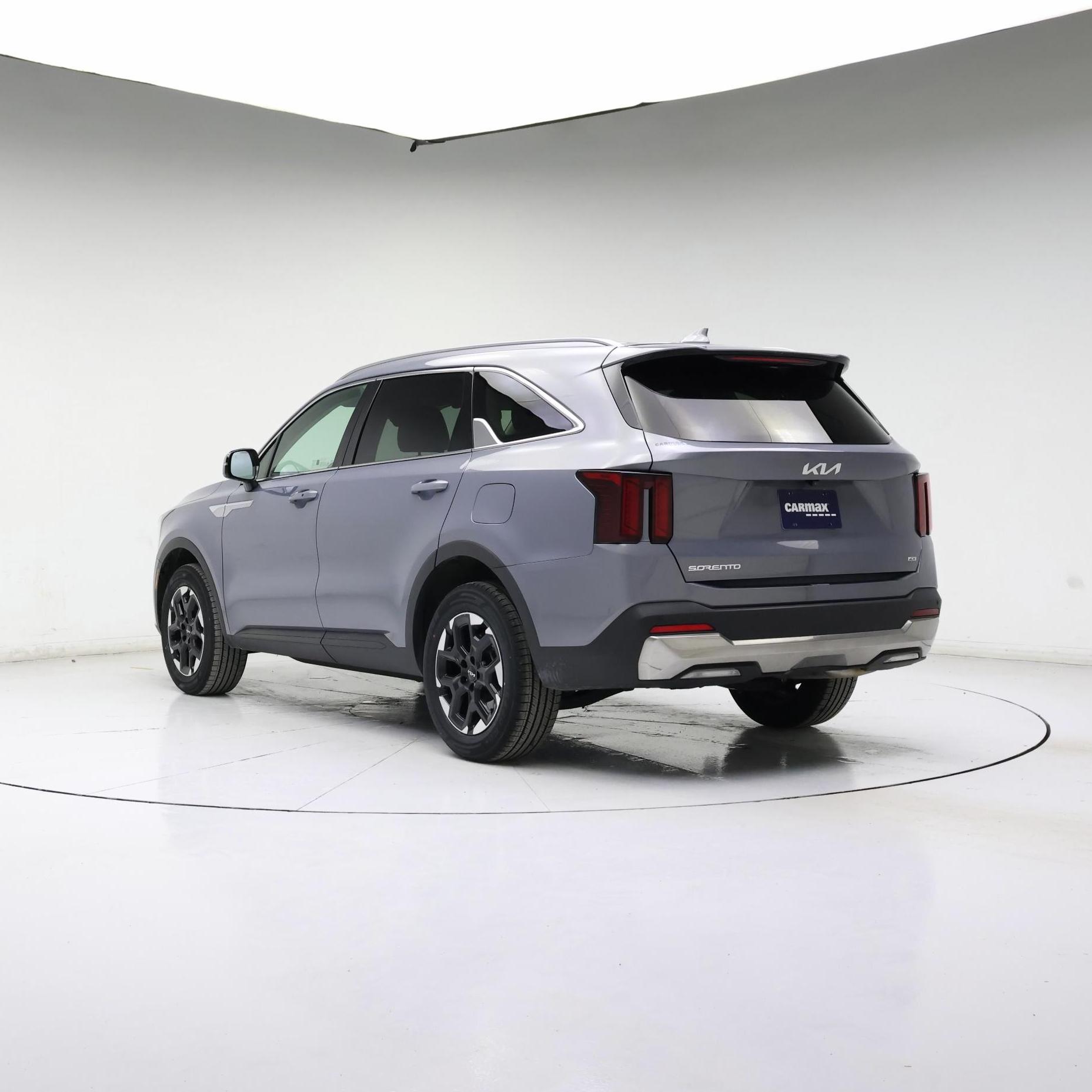 Thumbnail: 2024 Kia Sorento - 2