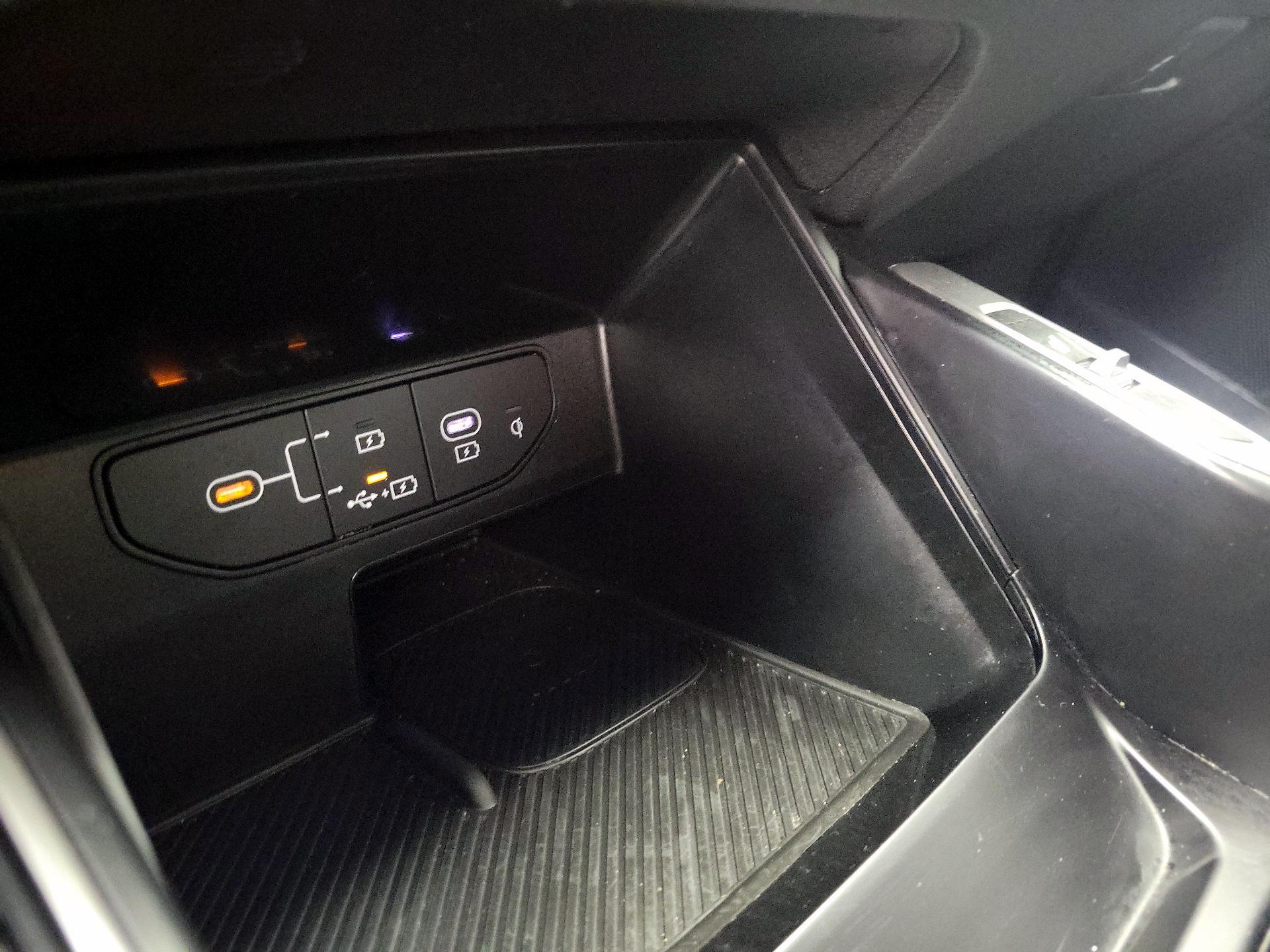 Thumbnail: 2024 Kia Sorento - 19