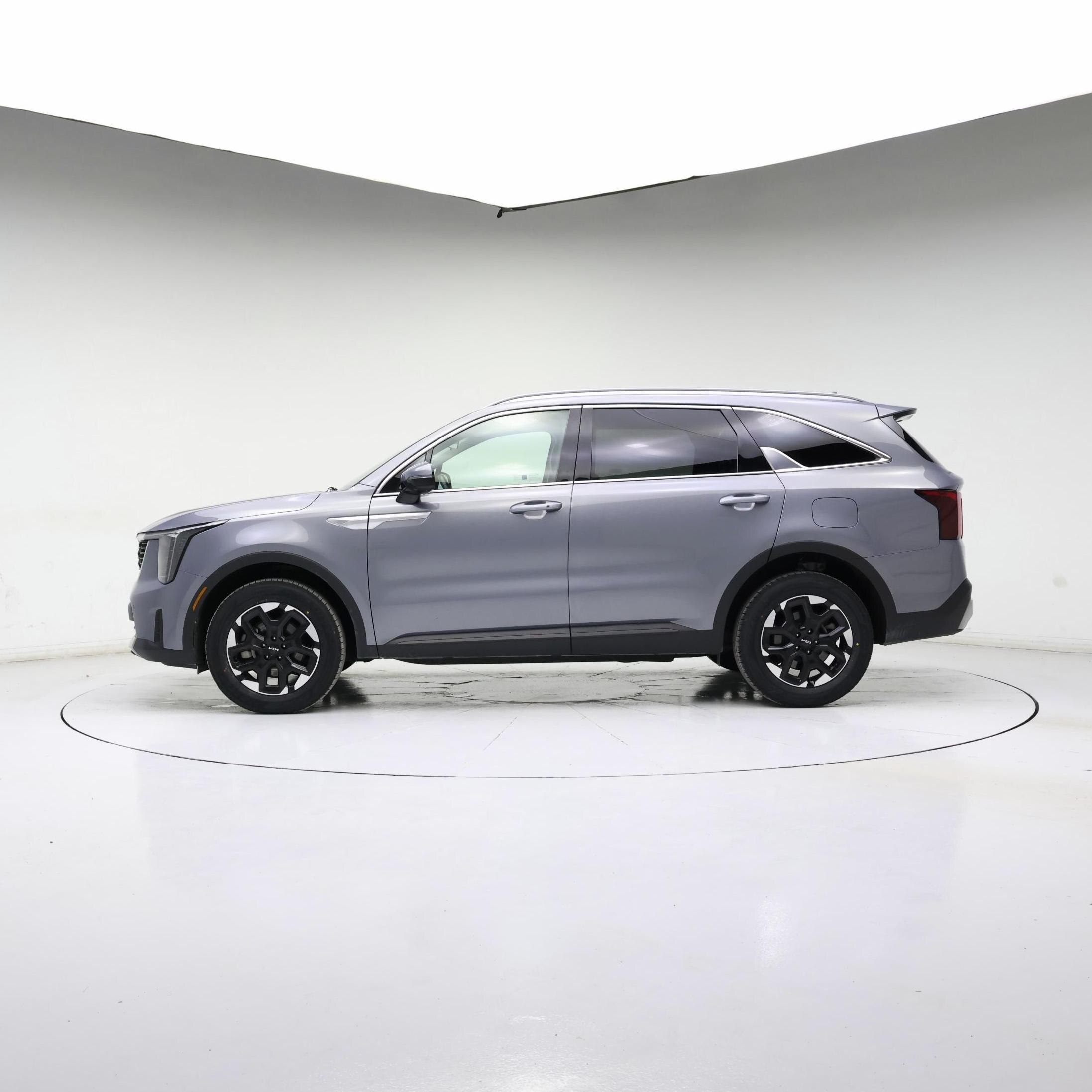 Thumbnail: 2024 Kia Sorento - 3