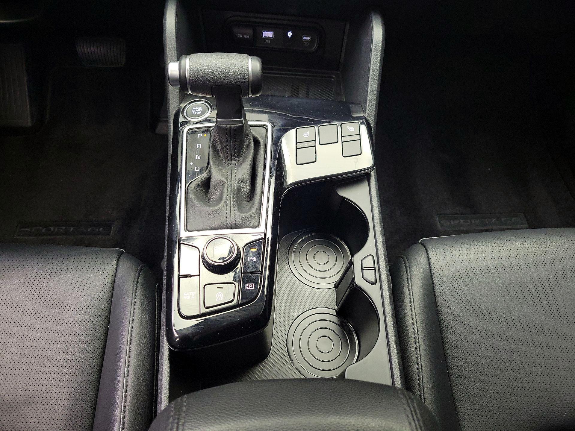 Thumbnail: 2025 Kia Sportage - 17