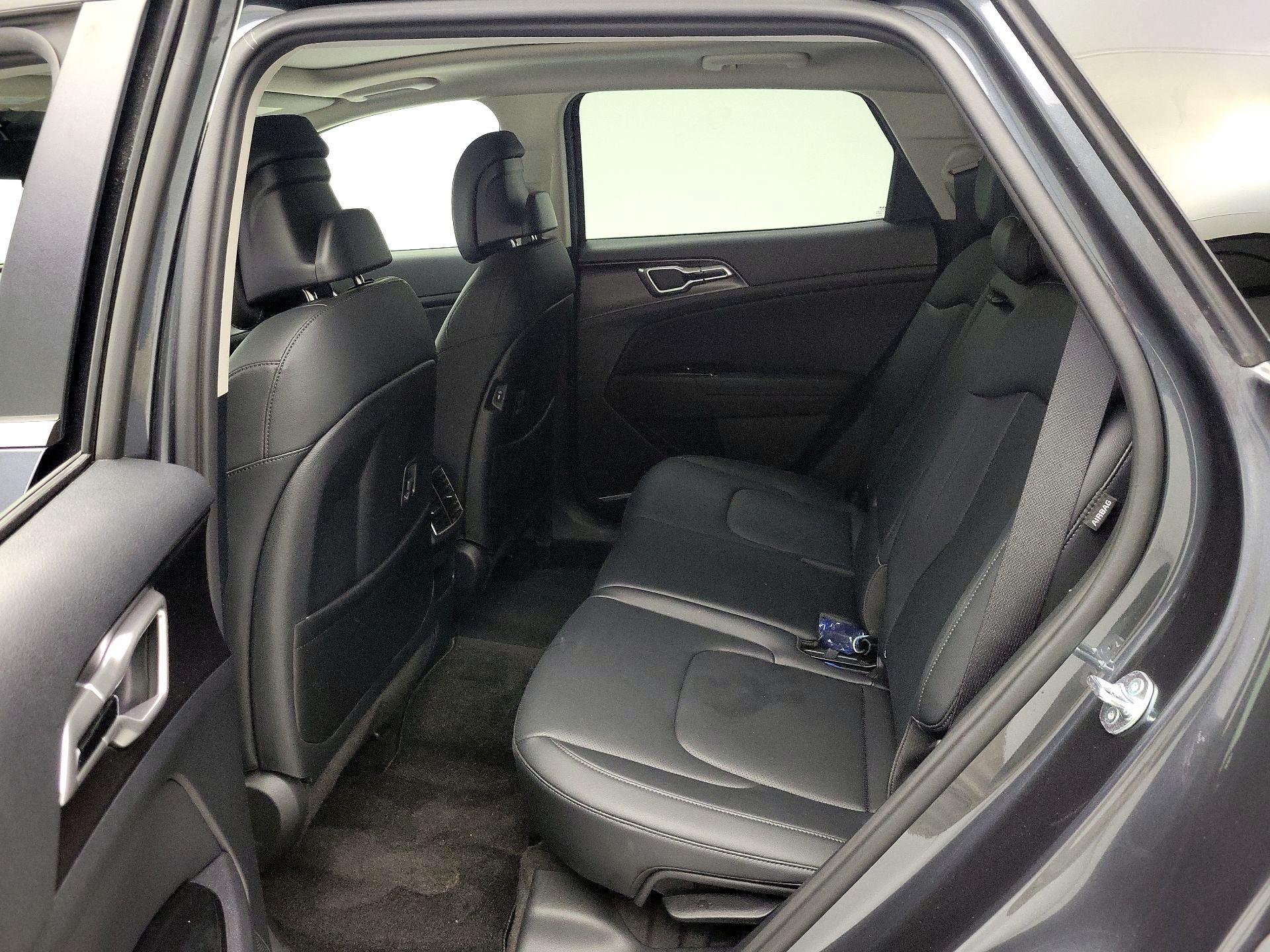 Thumbnail: 2025 Kia Sportage - 20