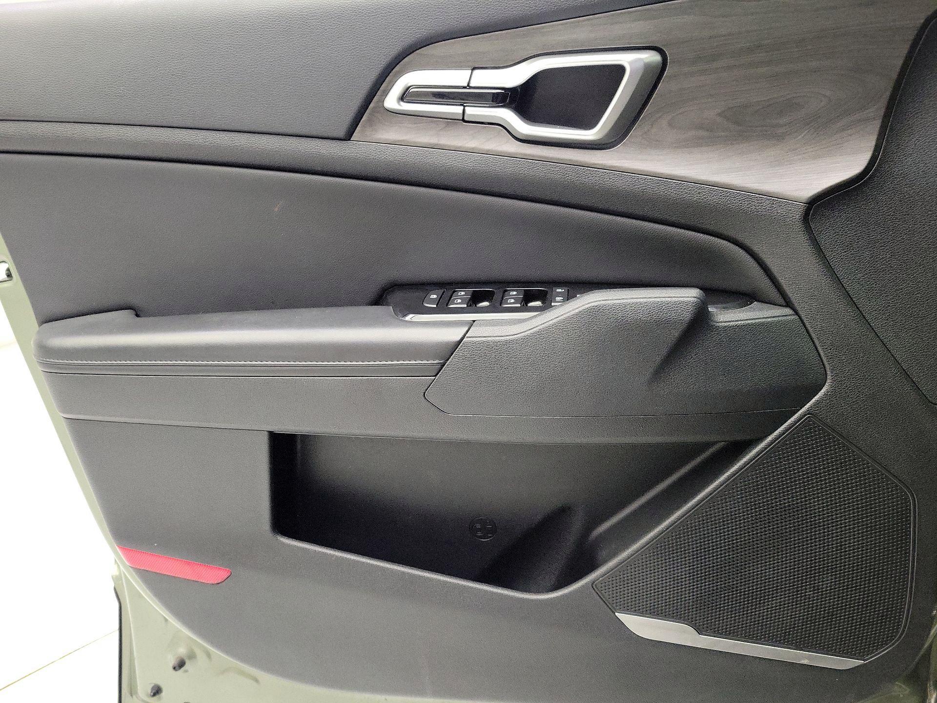 Thumbnail: 2024 Kia Sportage - 12