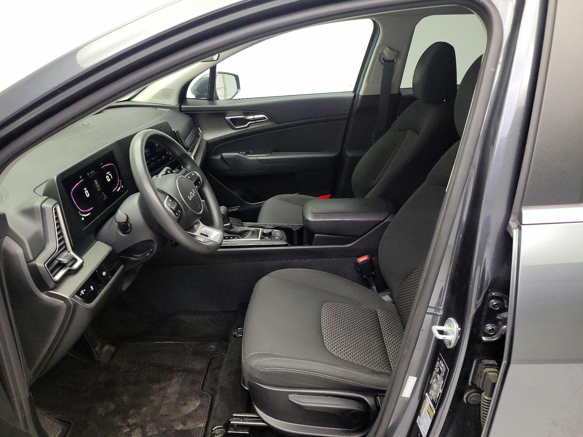 Thumbnail: 2023 Kia Sportage - 11