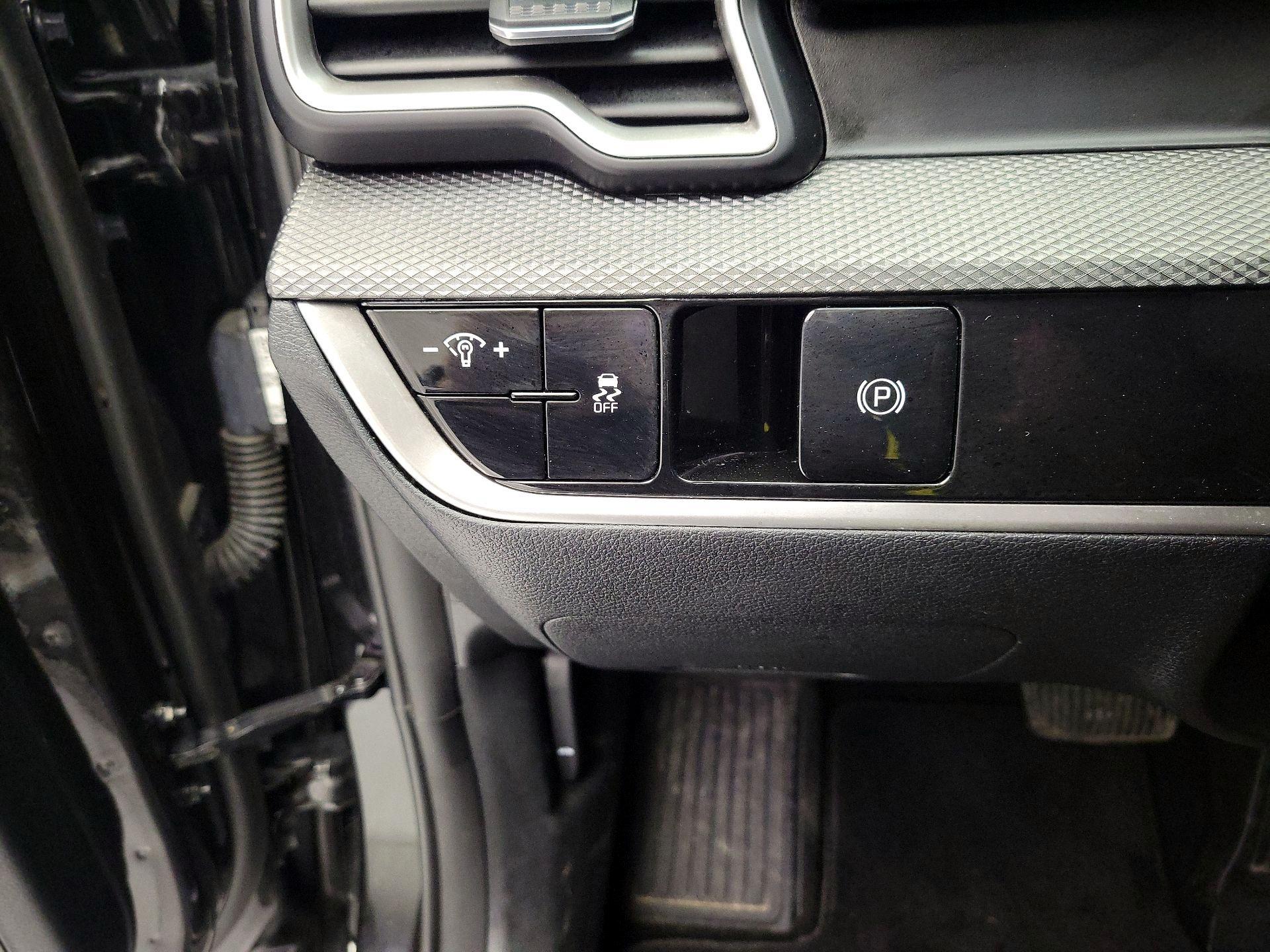 Thumbnail: 2024 Kia Sportage - 13