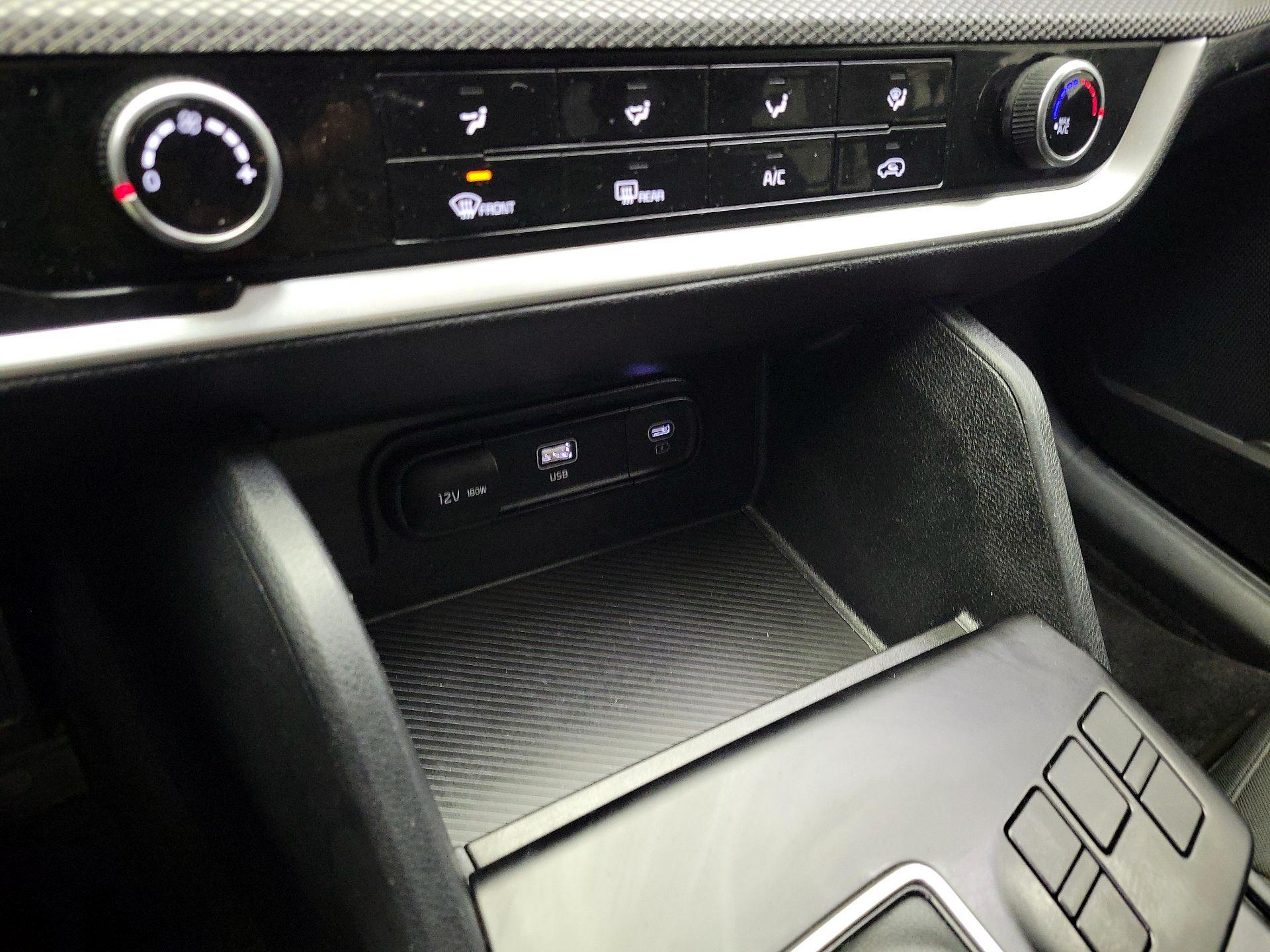 Thumbnail: 2024 Kia Sportage - 16