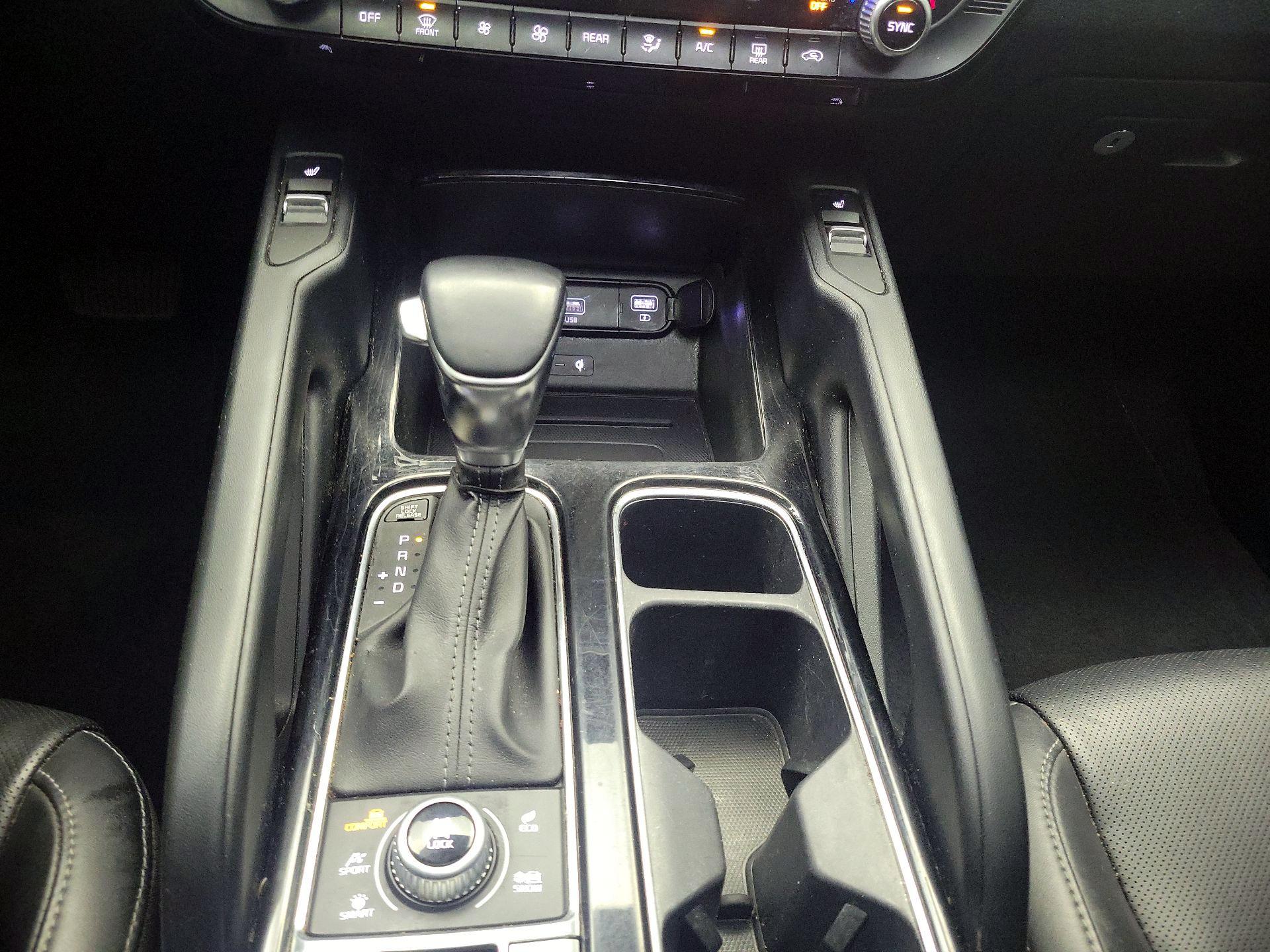 Thumbnail: 2022 Kia Telluride - 18