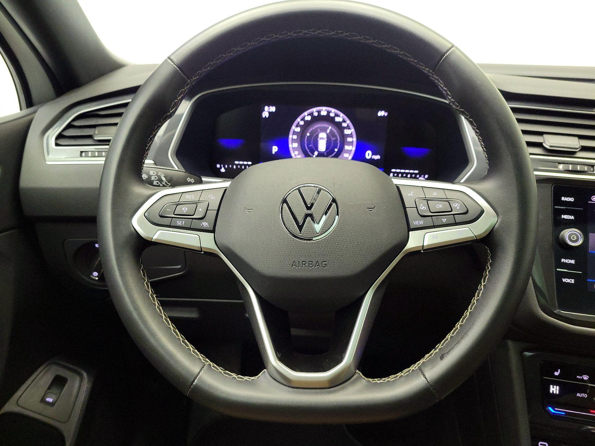 Thumbnail: 2024 Volkswagen Tiguan - 10