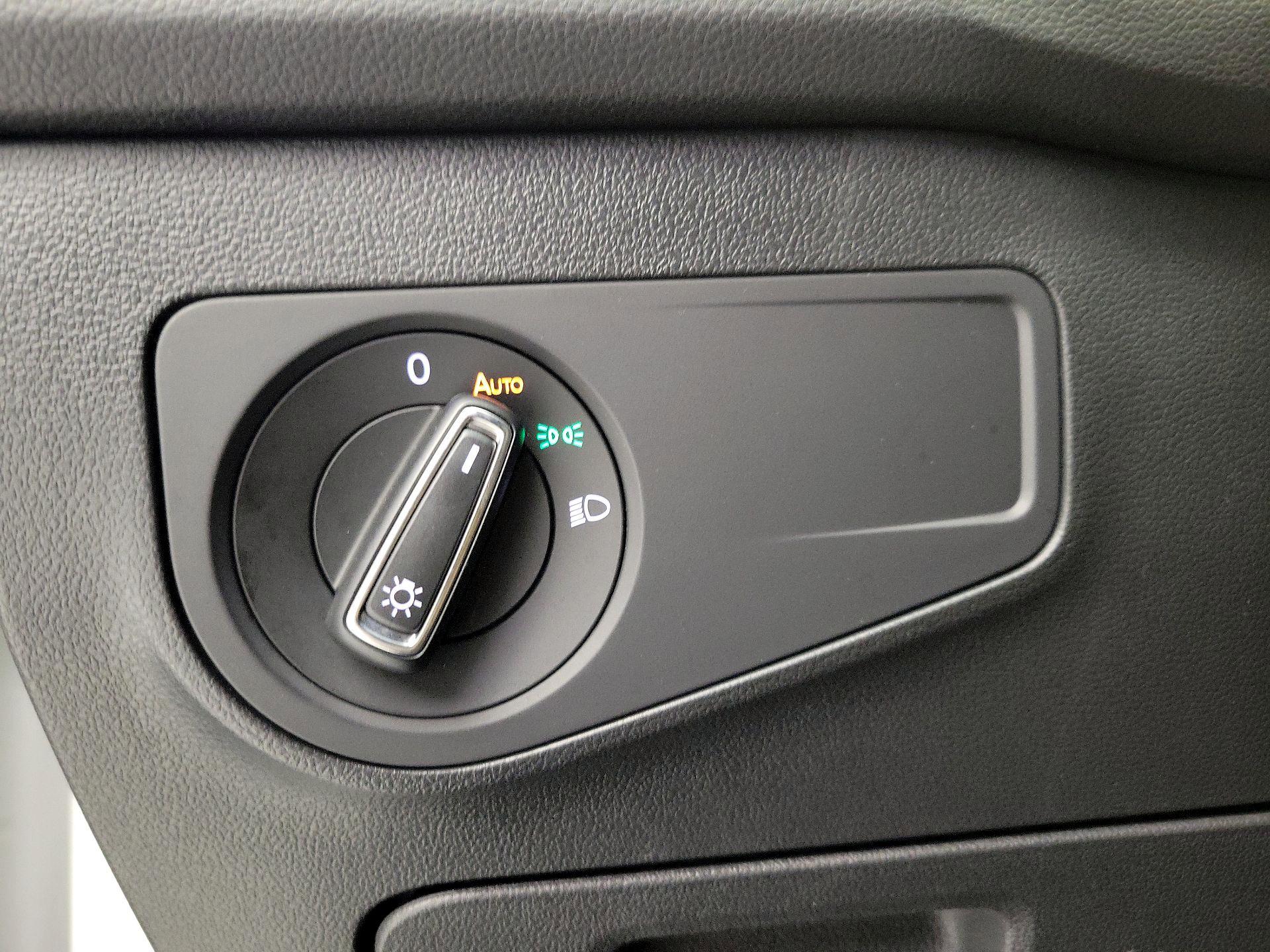 Thumbnail: 2024 Volkswagen Tiguan - 13