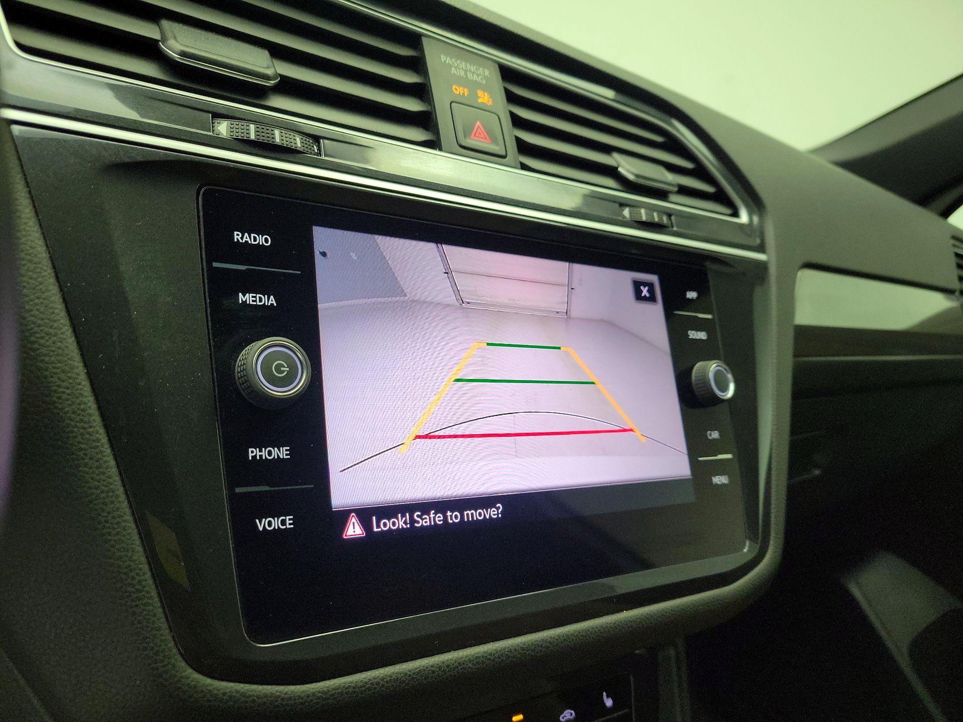 Thumbnail: 2024 Volkswagen Tiguan - 14