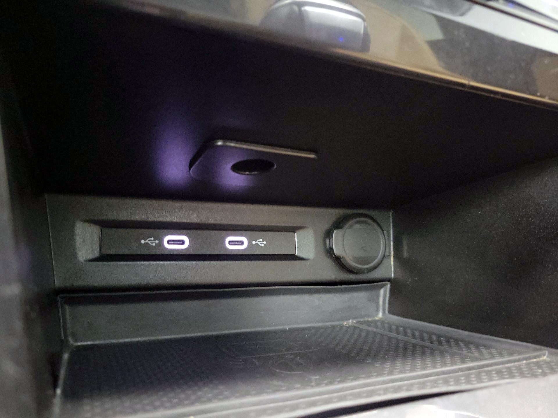 Thumbnail: 2024 Volkswagen Tiguan - 18