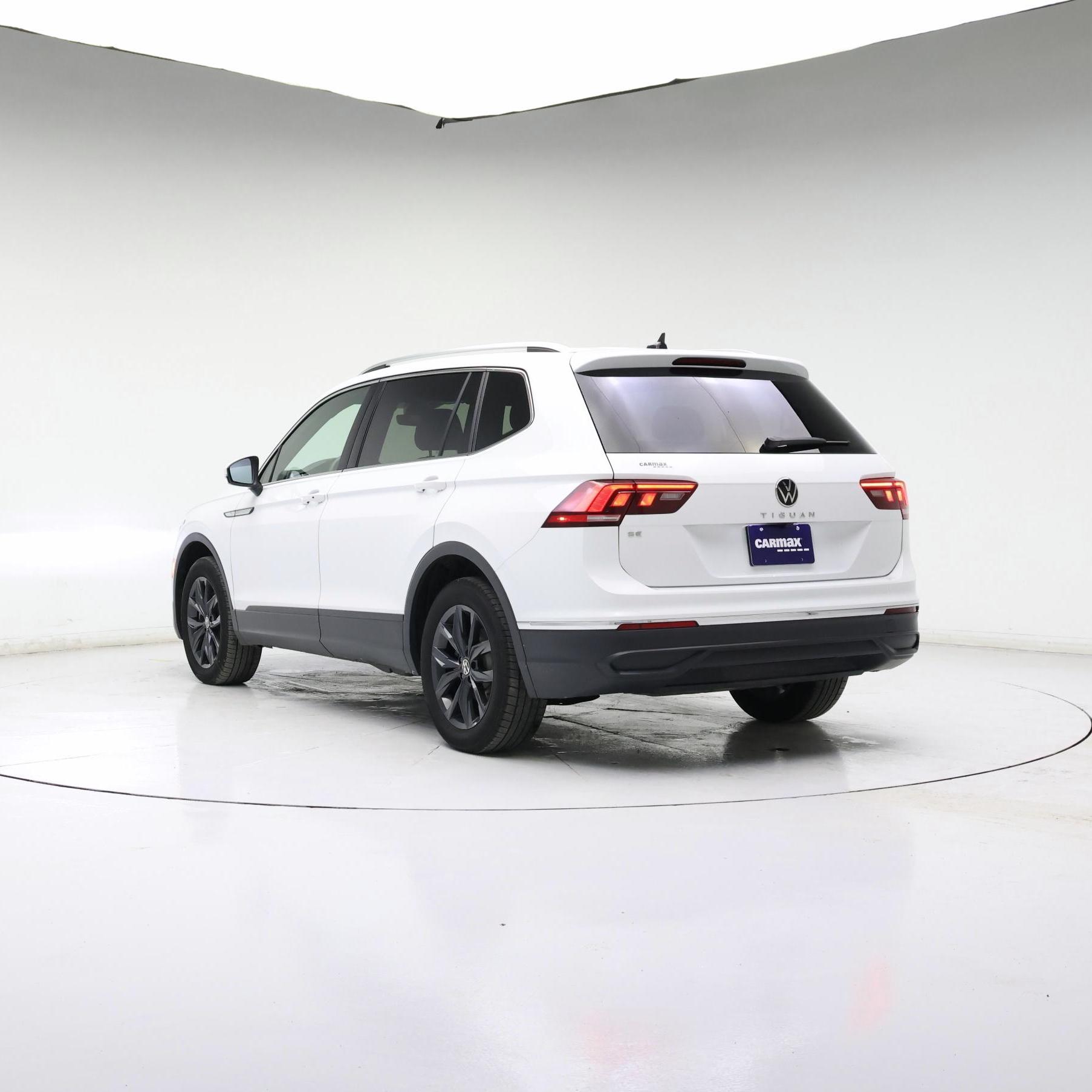 Thumbnail: 2024 Volkswagen Tiguan - 2