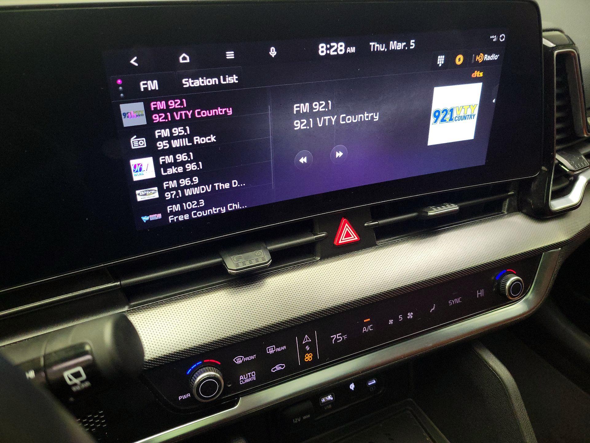 Thumbnail: 2025 Kia Sportage - 16