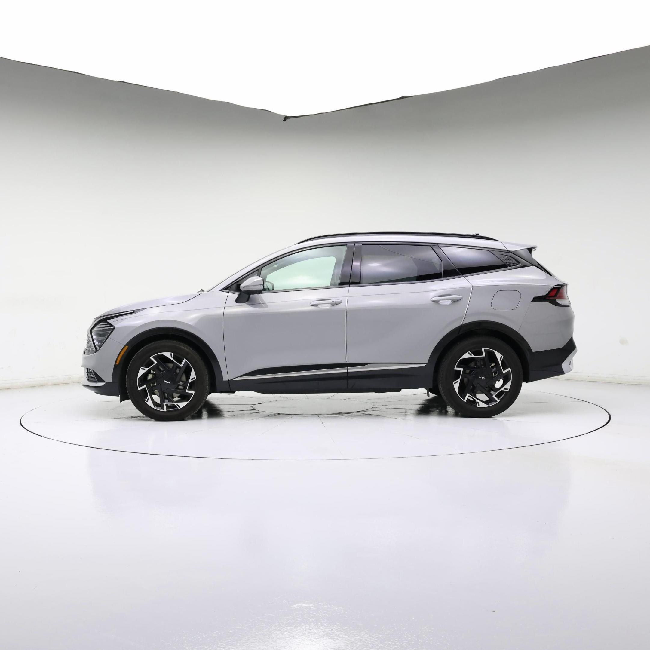 Thumbnail: 2025 Kia Sportage - 3