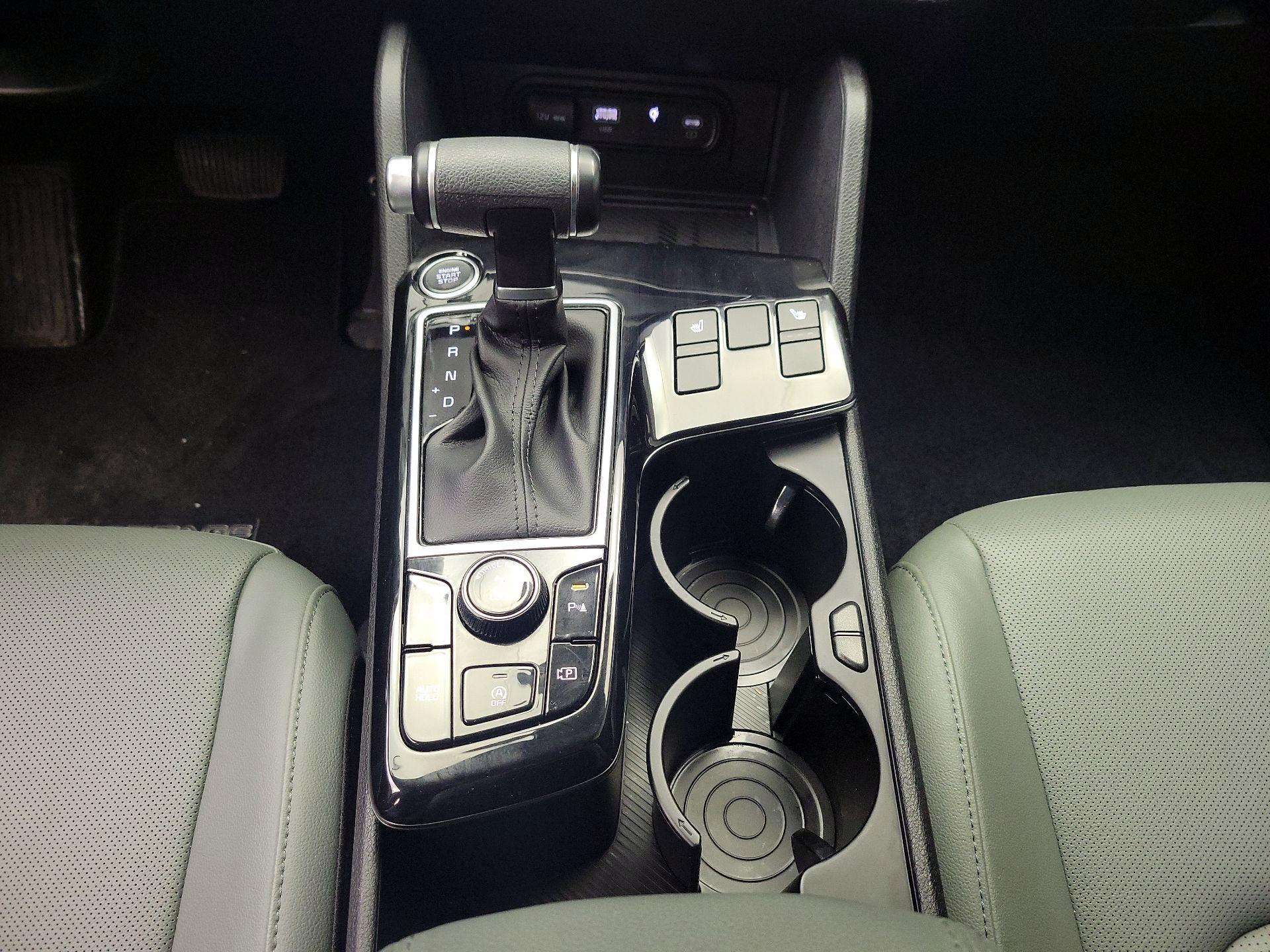 Thumbnail: 2023 Kia Sportage - 17