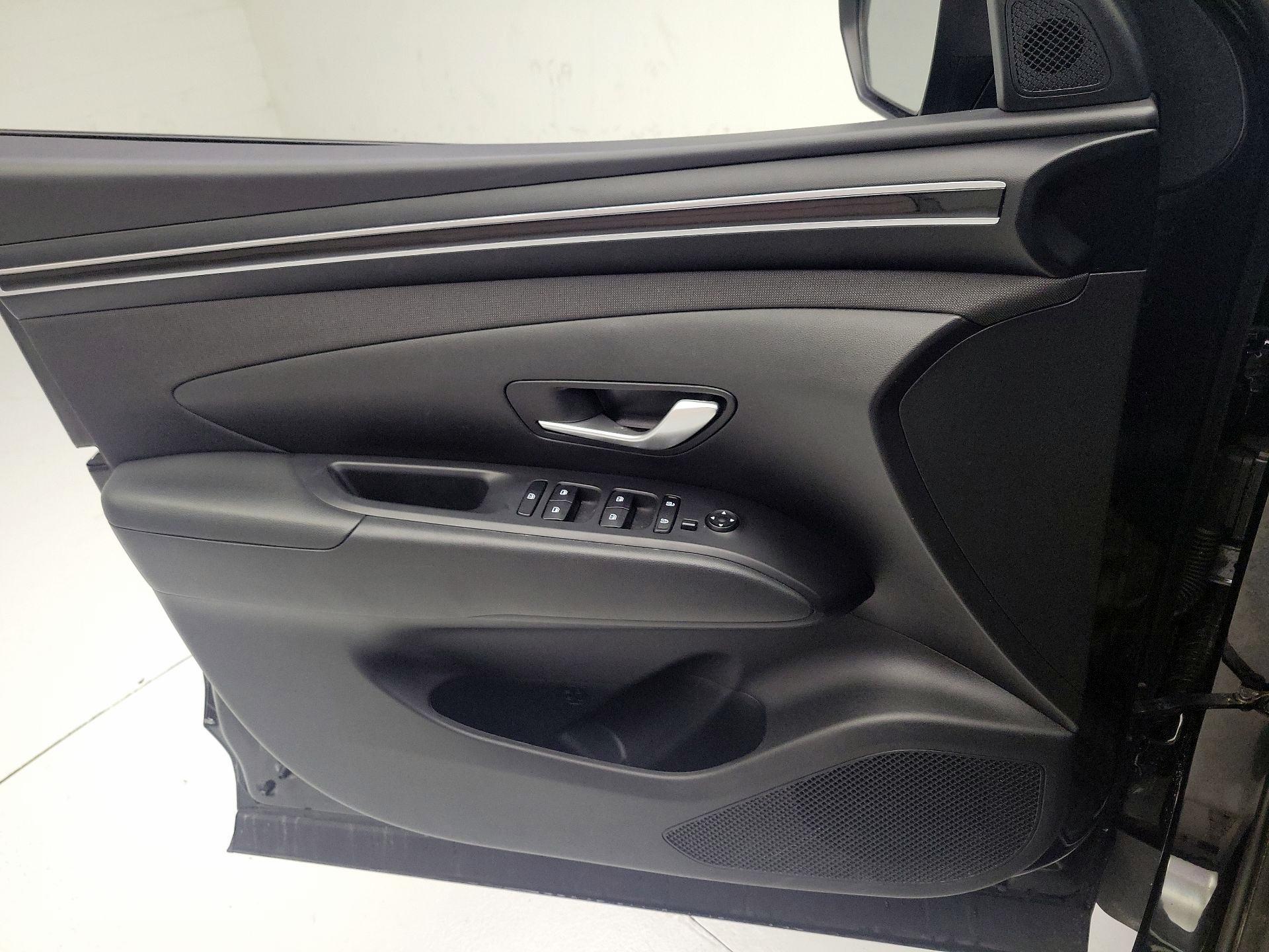 Thumbnail: 2024 Hyundai Tucson - 12