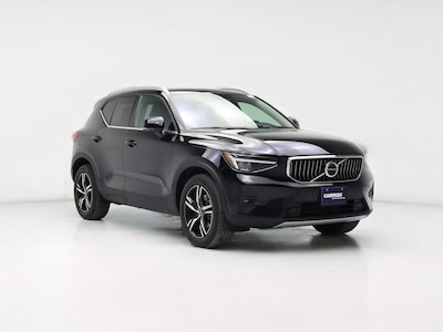 2023 Volvo XC40 B5 Plus Bright Theme