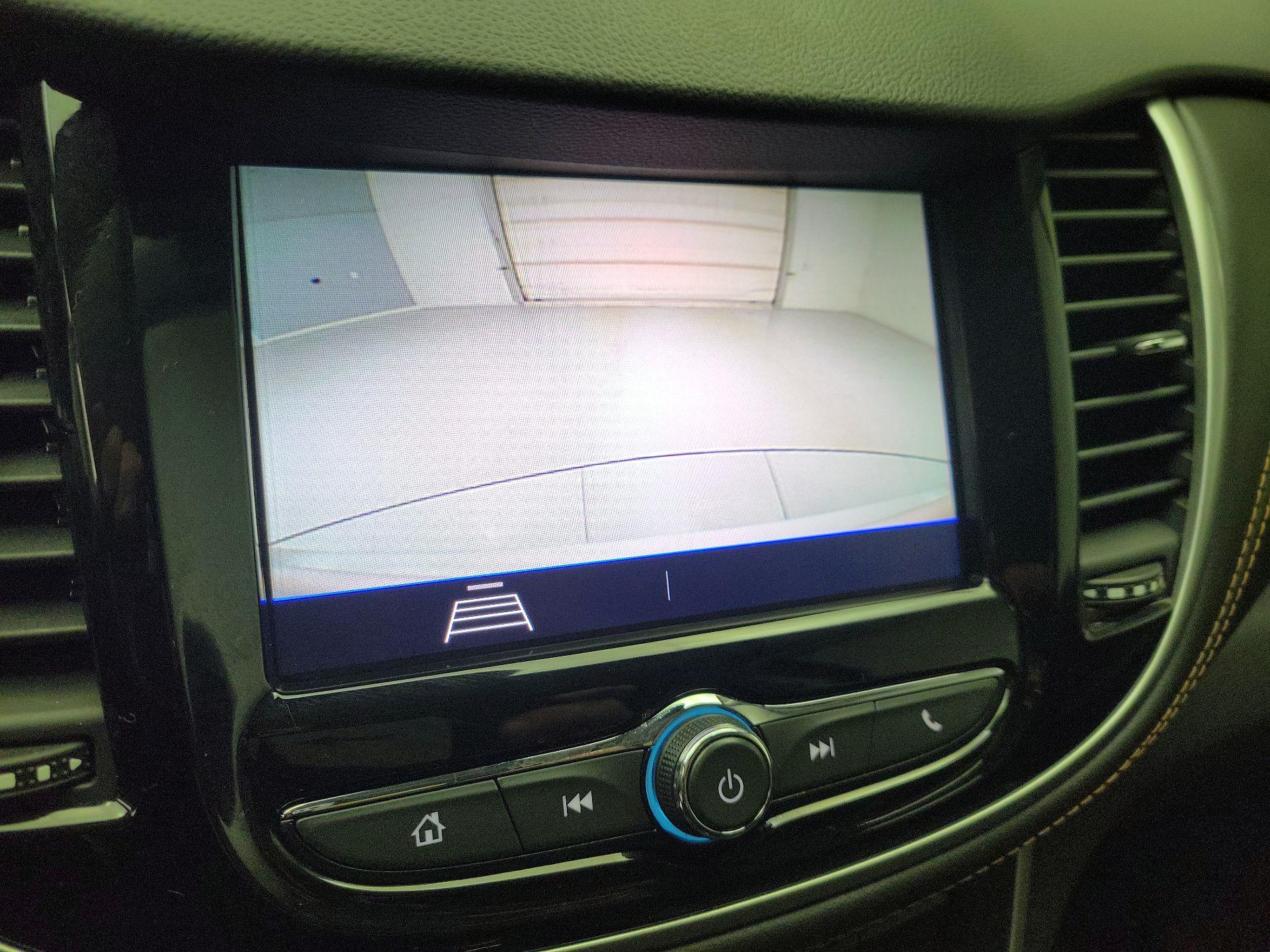 Thumbnail: 2021 Chevrolet Trax - 14