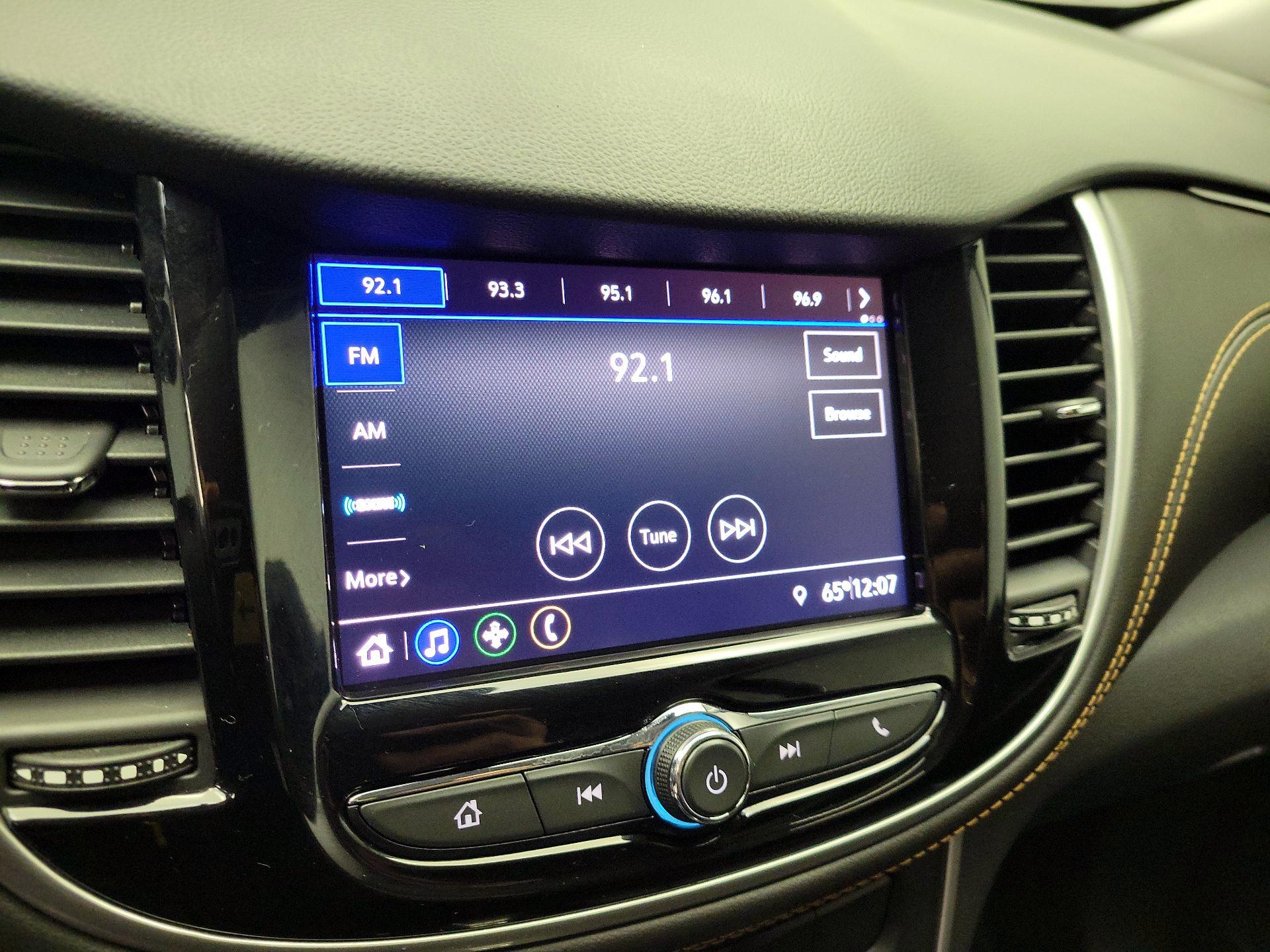 Thumbnail: 2021 Chevrolet Trax - 15