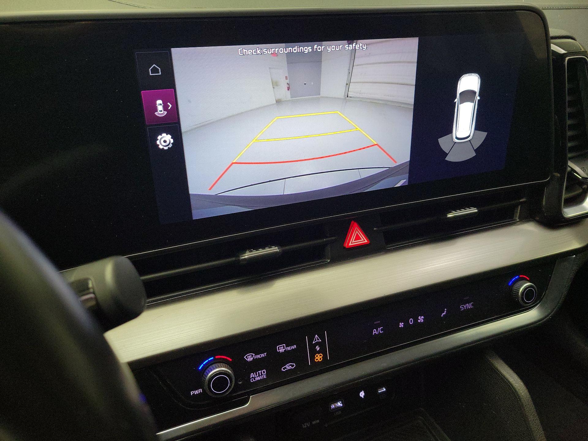 Thumbnail: 2023 Kia Sportage - 15