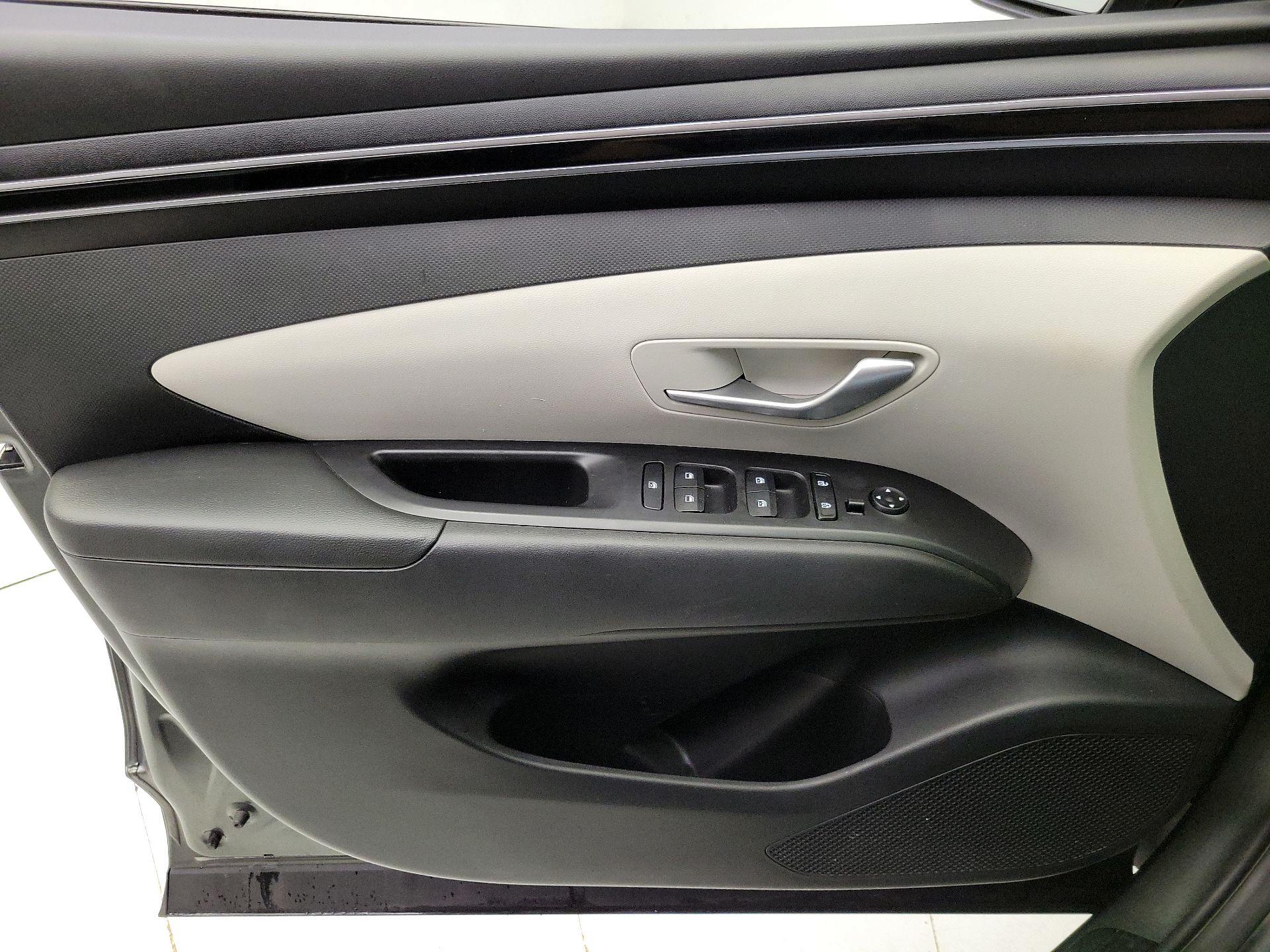 Thumbnail: 2023 Hyundai Tucson - 12