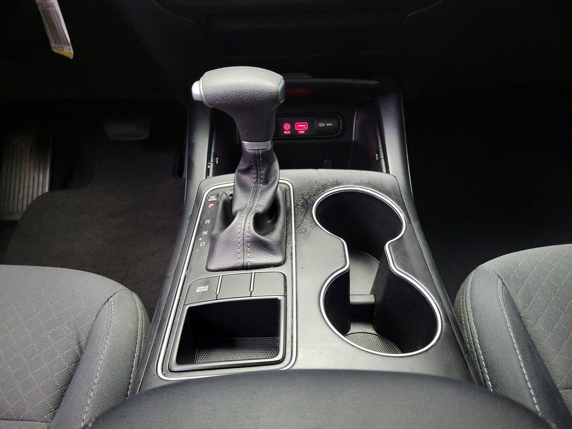 Thumbnail: 2020 Kia Sorento - 17