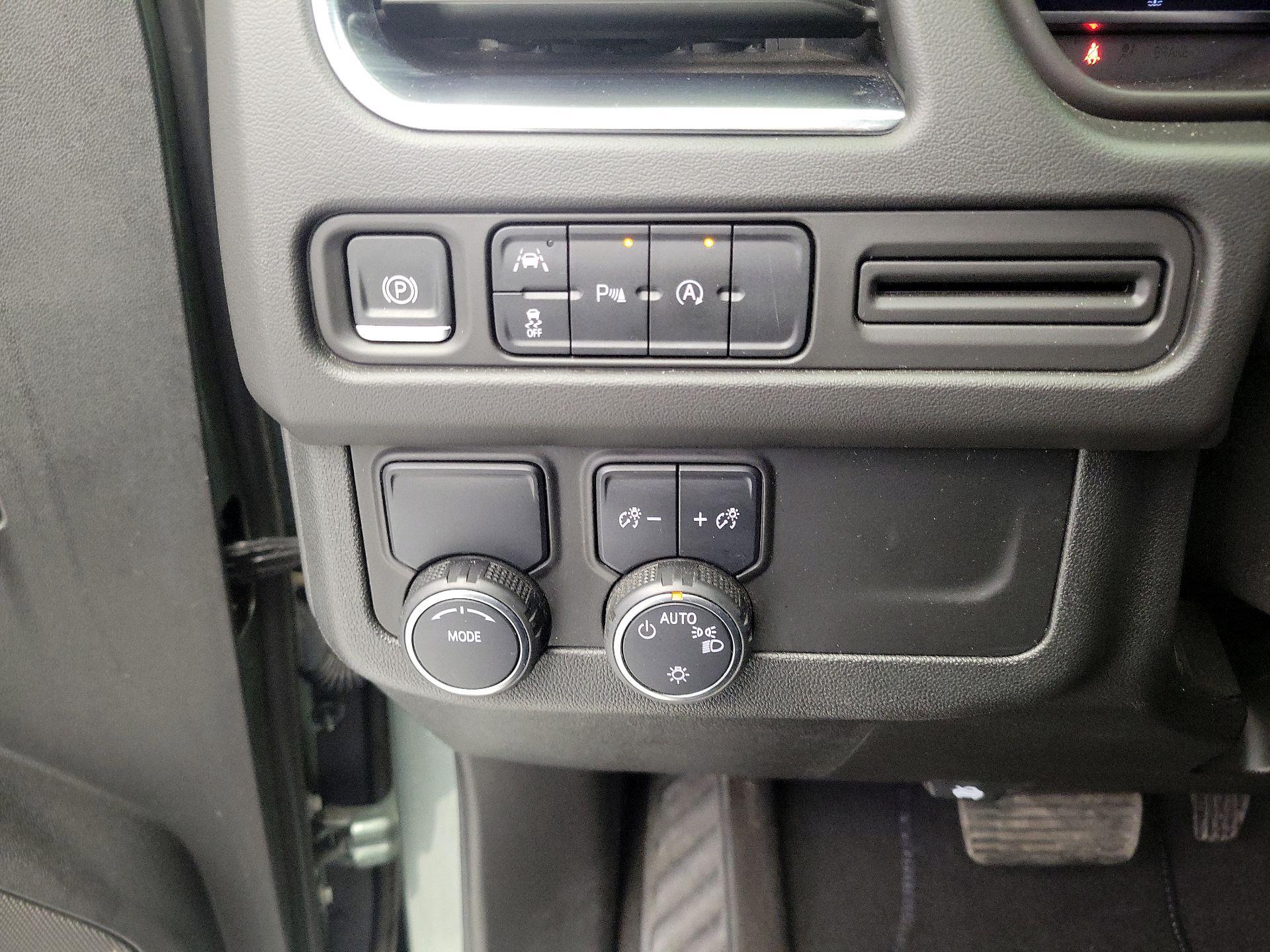 Thumbnail: 2024 Chevrolet Tahoe - 13