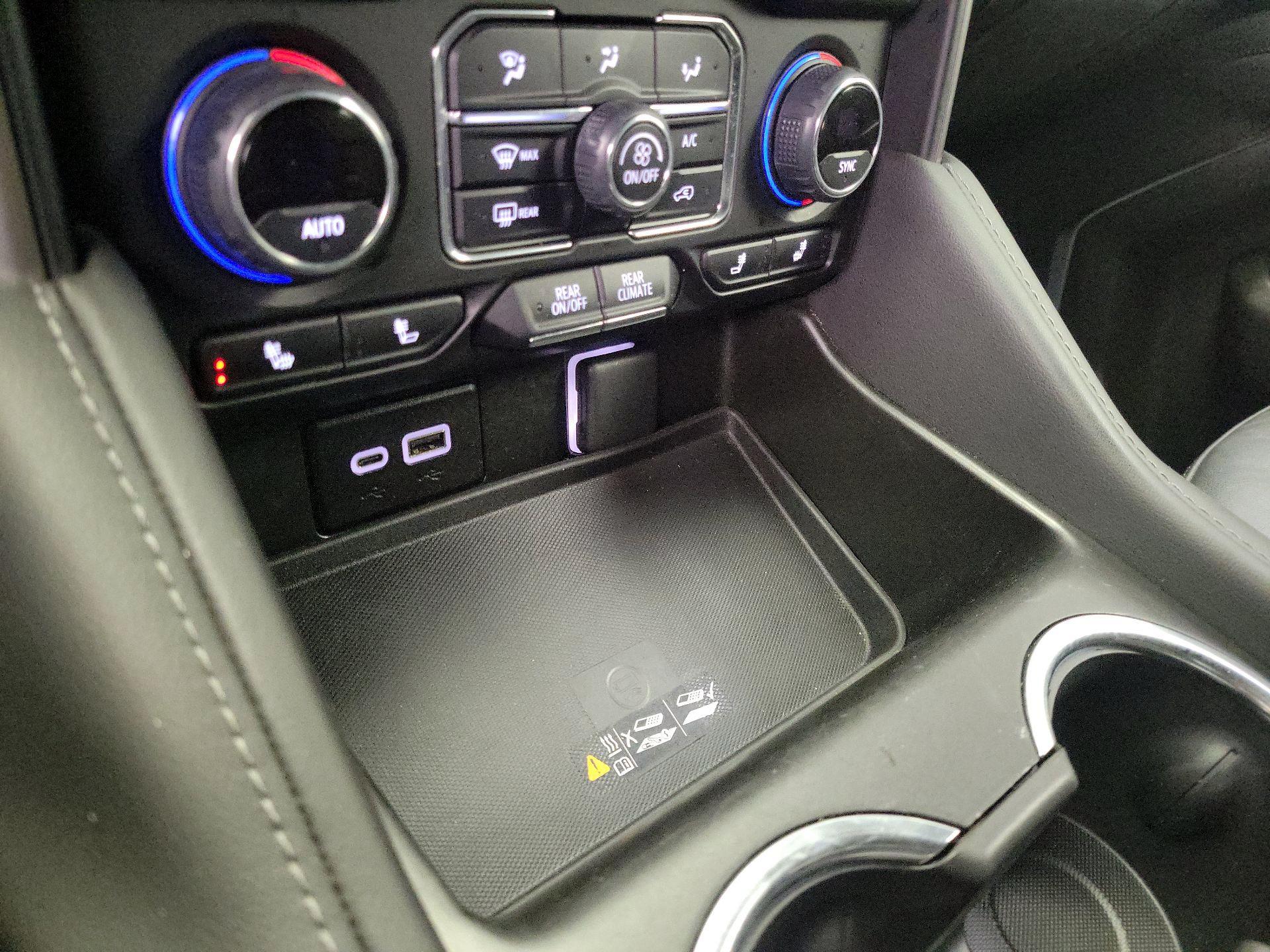 Thumbnail: 2024 Chevrolet Tahoe - 17