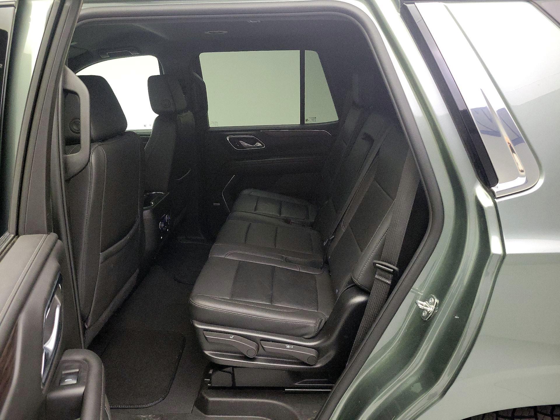 Thumbnail: 2024 Chevrolet Tahoe - 20