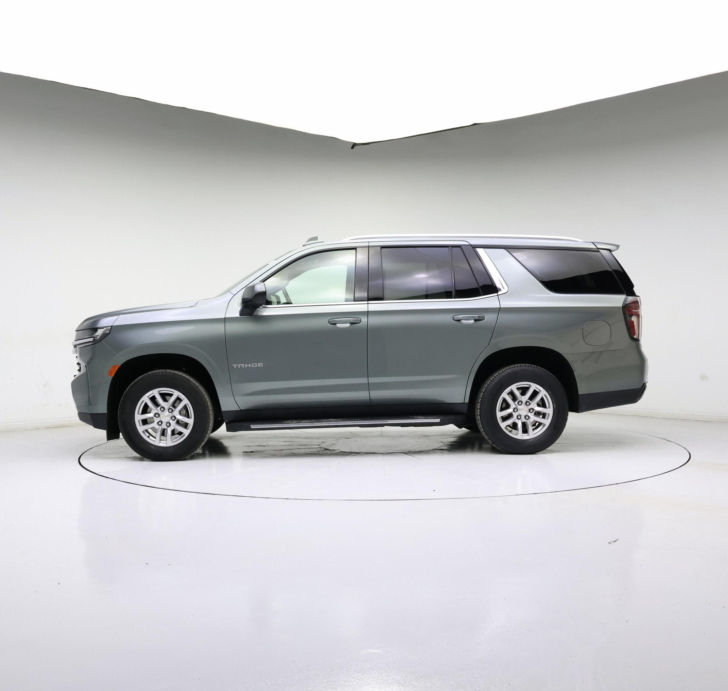 Thumbnail: 2024 Chevrolet Tahoe - 3