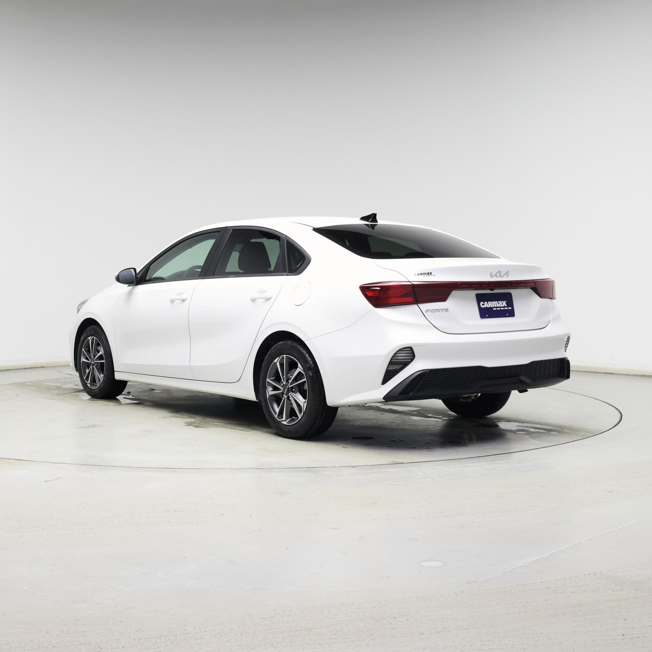 Thumbnail: 2024 Kia Forte - 2