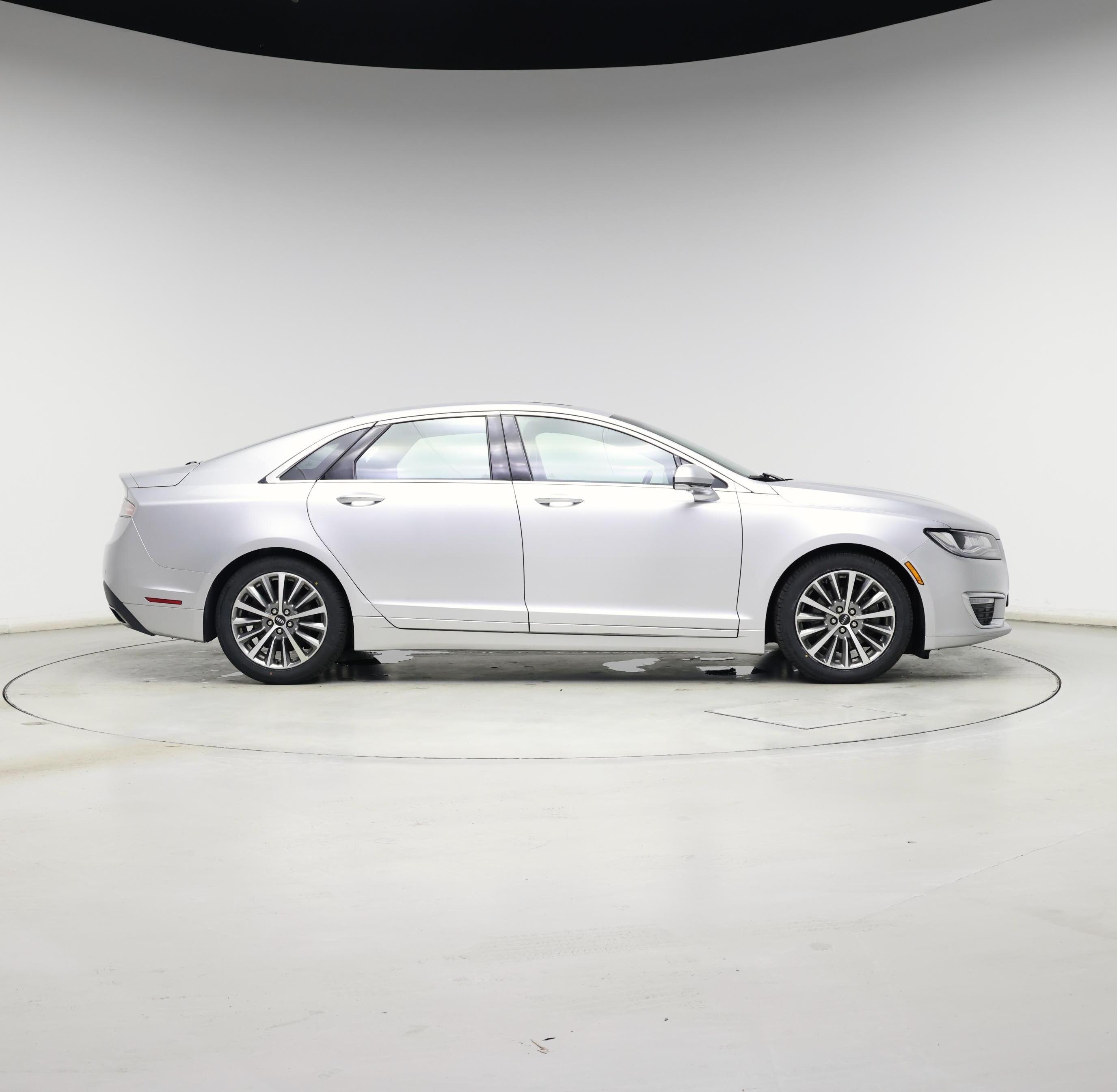 Thumbnail: 2018 Lincoln MKZ - 7