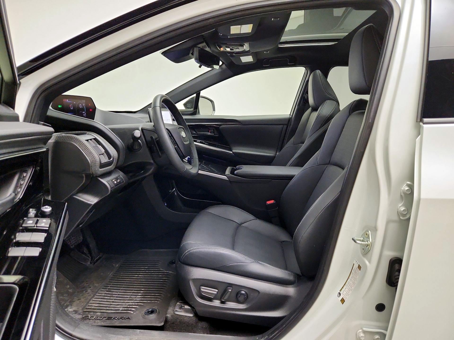 Thumbnail: 2023 Subaru Solterra - 11