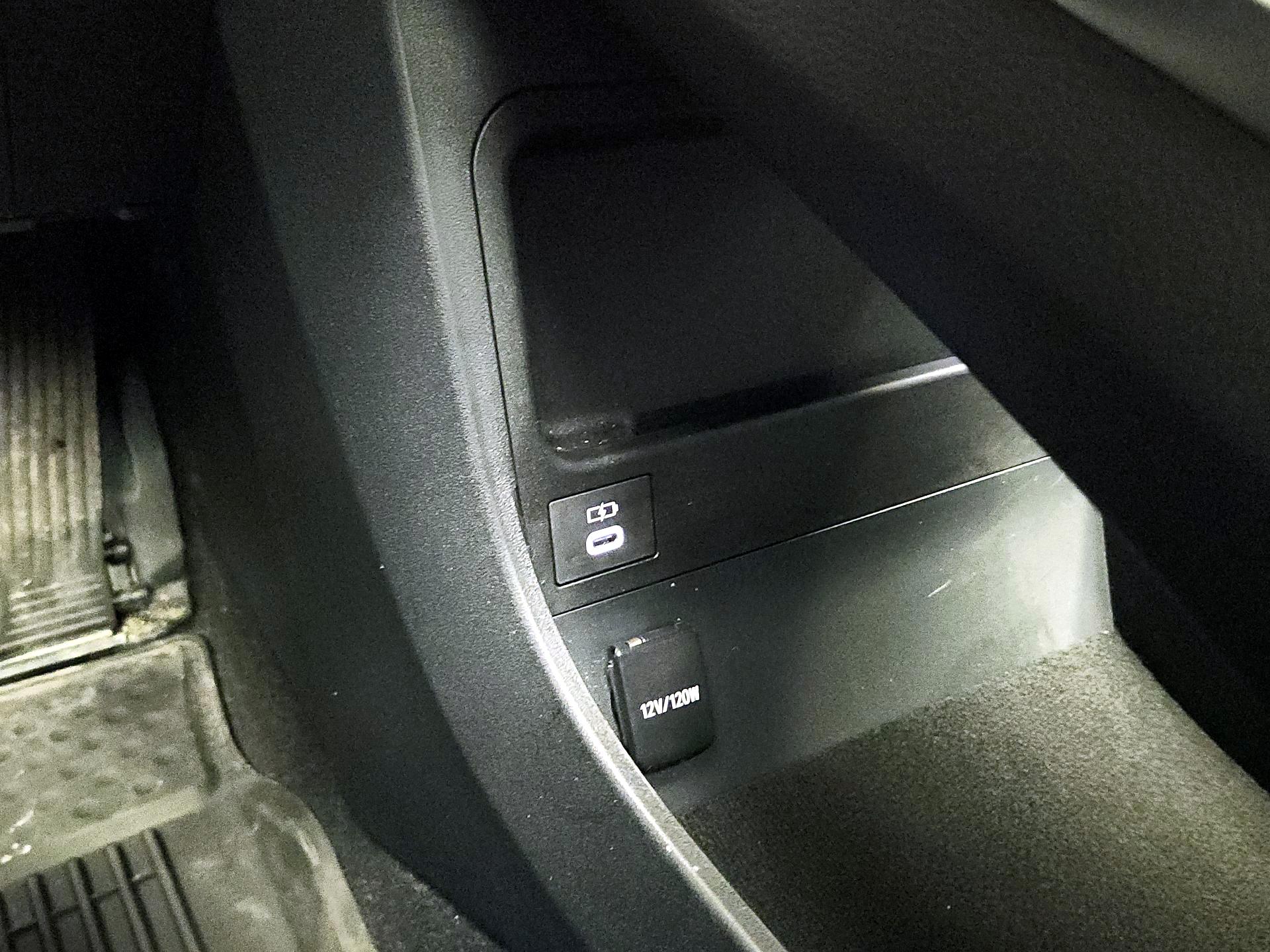 Thumbnail: 2023 Subaru Solterra - 18