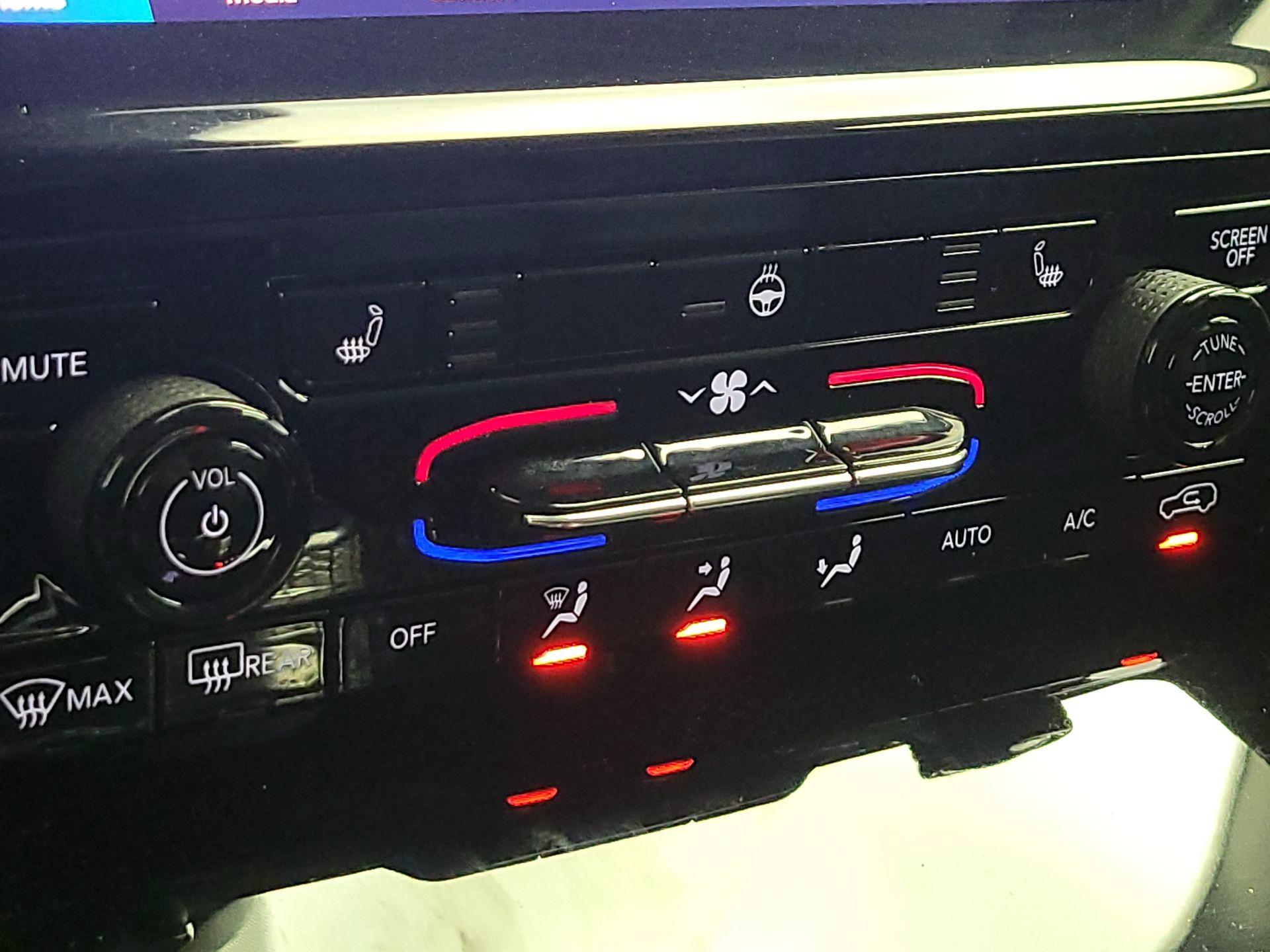 Thumbnail: 2023 Jeep Grand Cherokee - 17